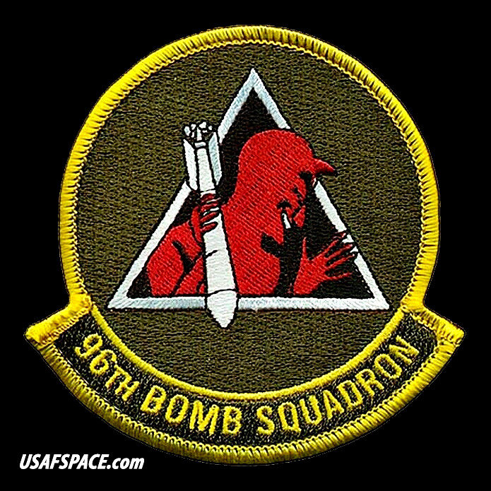 USAF 96TH BOMB SQUADRON -B-52- BARKSDALE AFB, LA- ORIGINAL VEL DEPLOYED PATCH