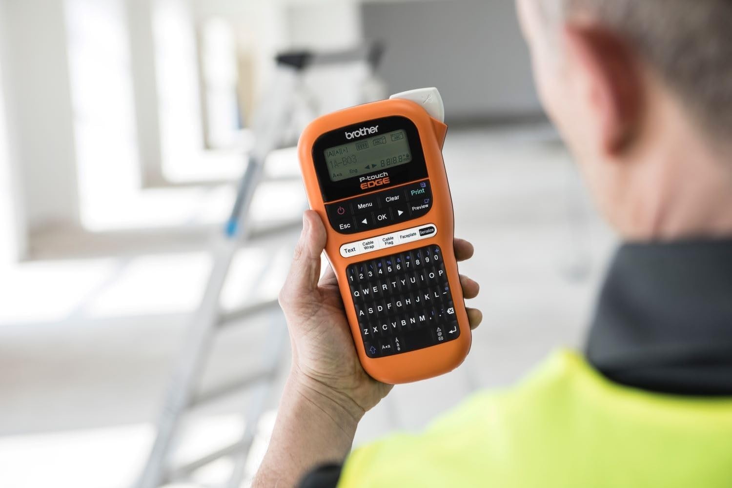 PTE110BP Entry-level Handheld Industrial Laminate Label Printer