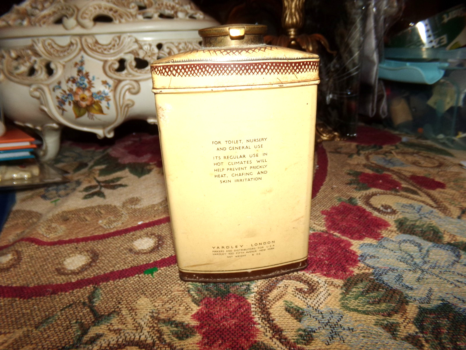 Vtg 1950's Yardley Old English Lavender Talc Powder Tin With Brass Lid