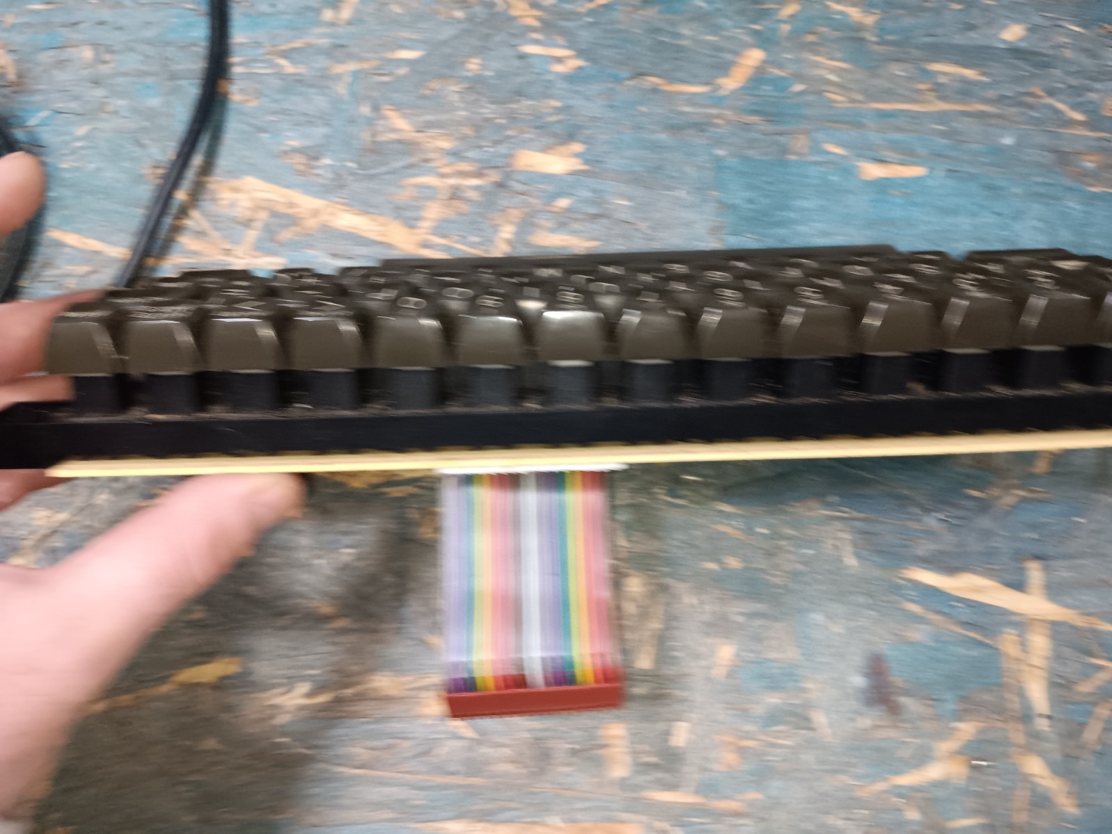 Atari 800 EXACT HI-TEK 373-700115A KEYBOARD-GOOD-QUICK TESTED-KEYS COME OFF-SEE