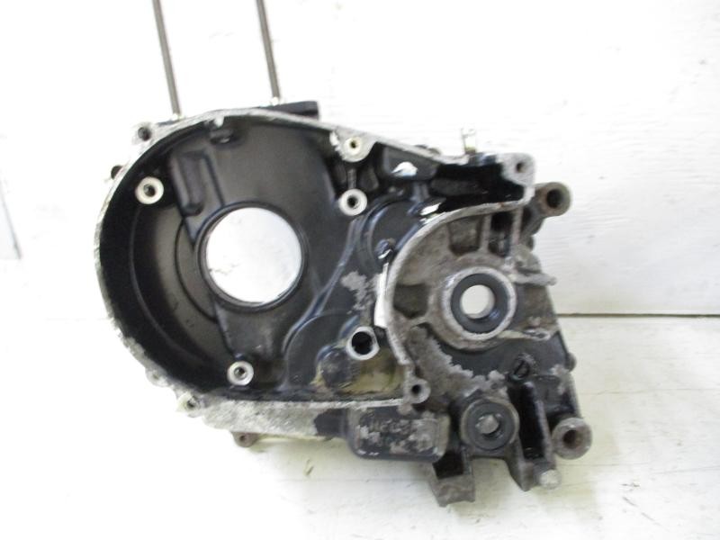 87 Honda XR 100 Cases Left Right Crankcase 11100-KA9-681 1985-1987