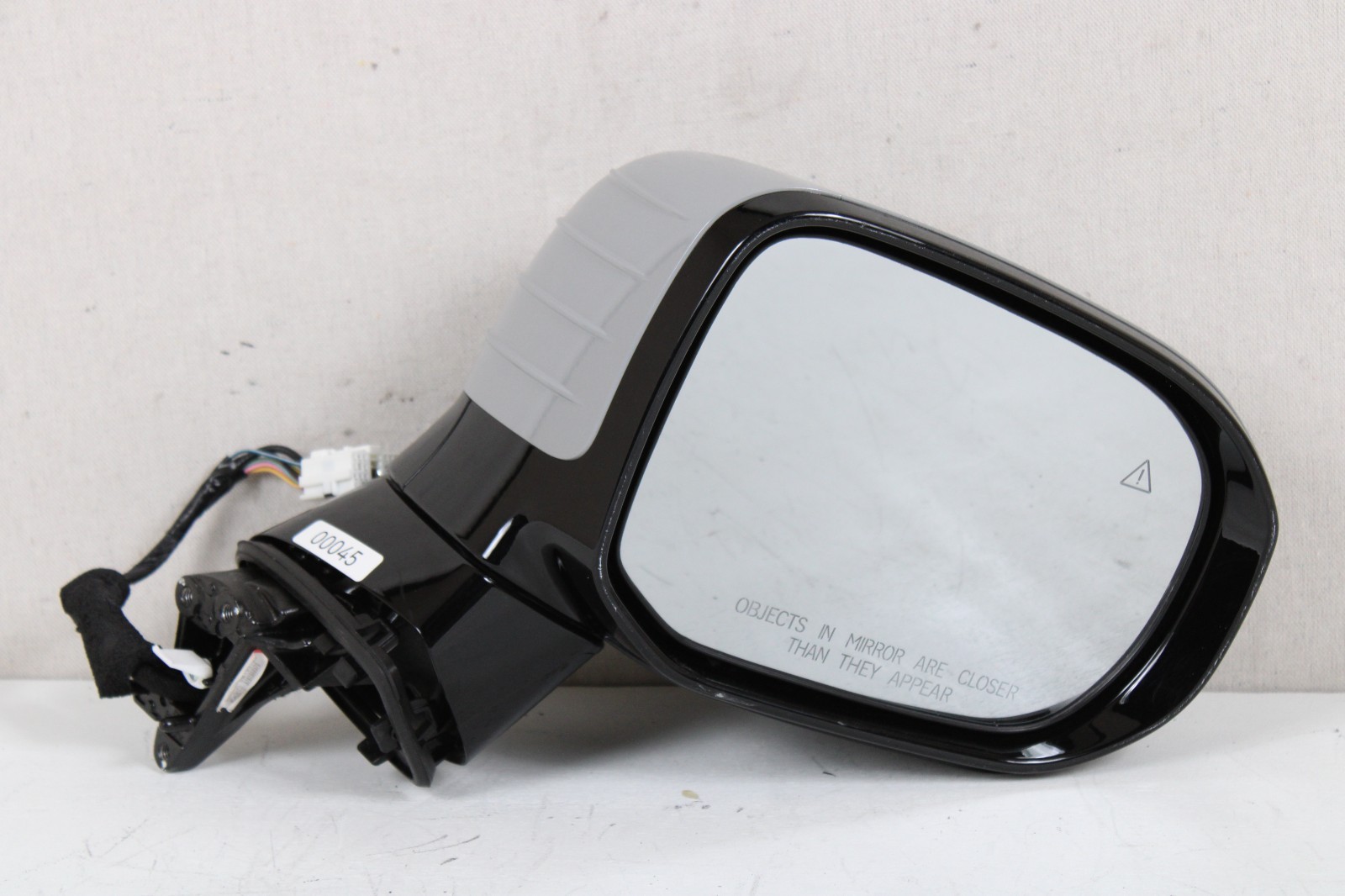 See All! 2023-2025 Kia Telluride Right RH Blind Spot / Camera Side Mirror OEM