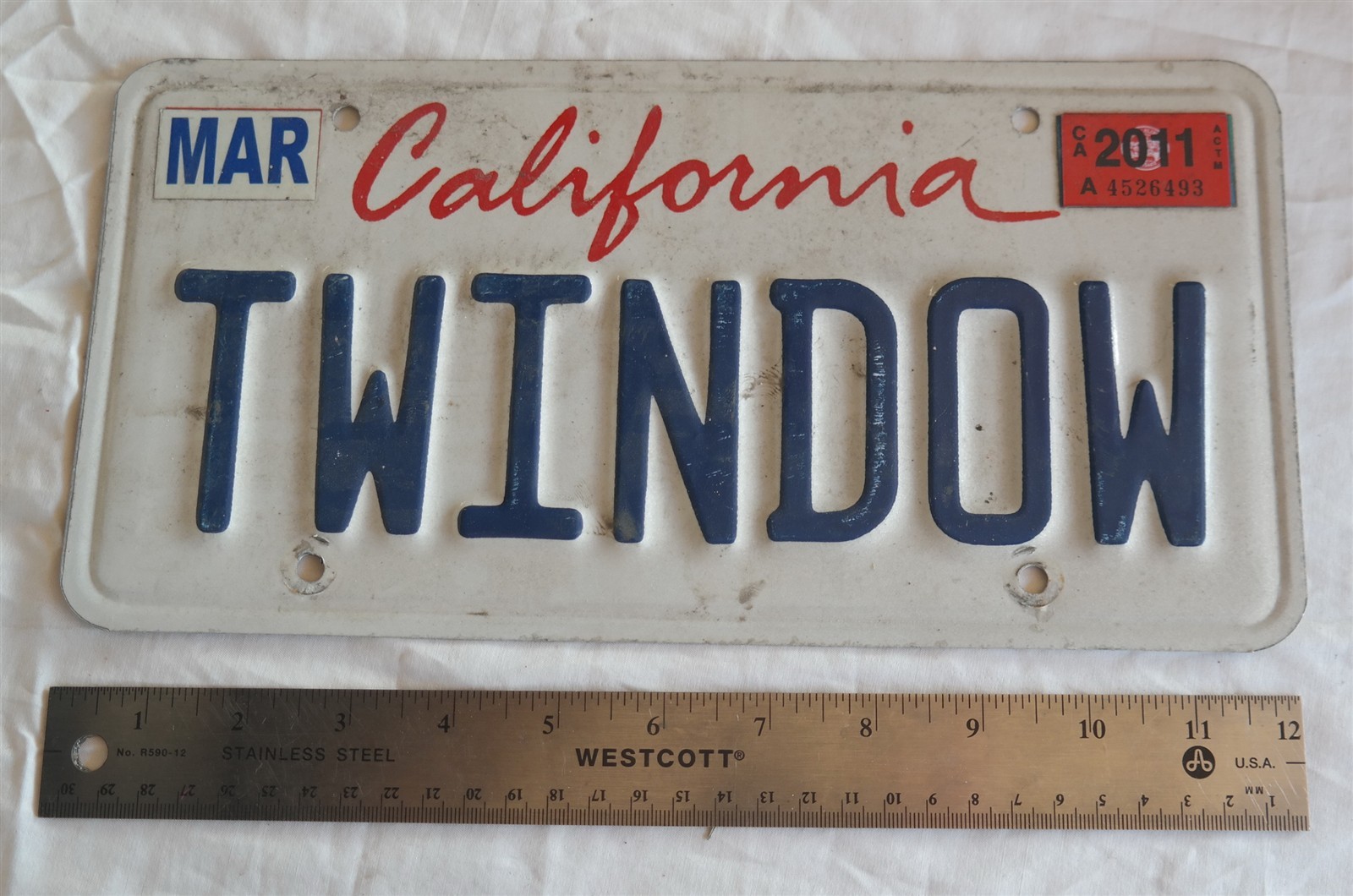 Vtg 2011 Vanity TWINDOW California License plate