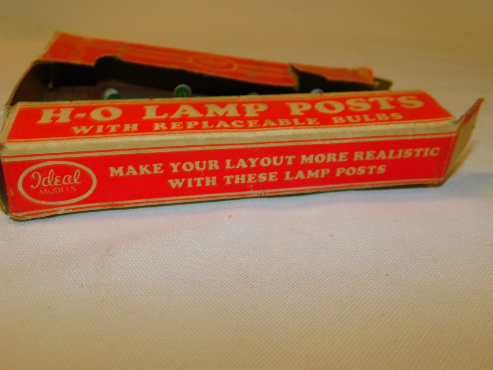 NOS 5 Vintage IDEAL Models H-O LAMP POSTS in Original Box No. B101