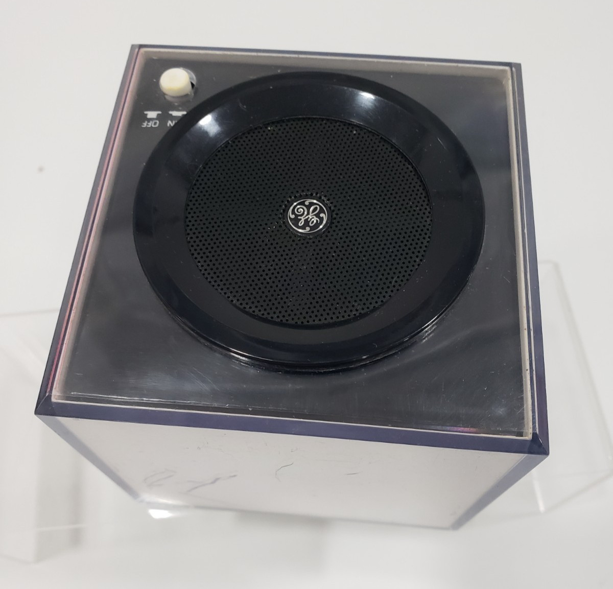 VINTAGE GE General Electric Sound Scene Picture Radio Tested WORKS cube