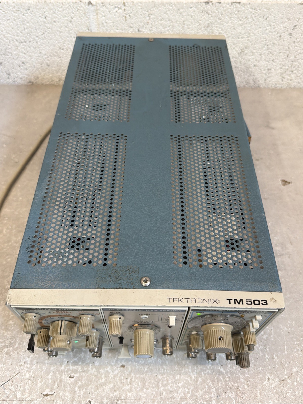 Tektronix TM503 Mainframe w/ FG501A Function Generator AM503, and PG501