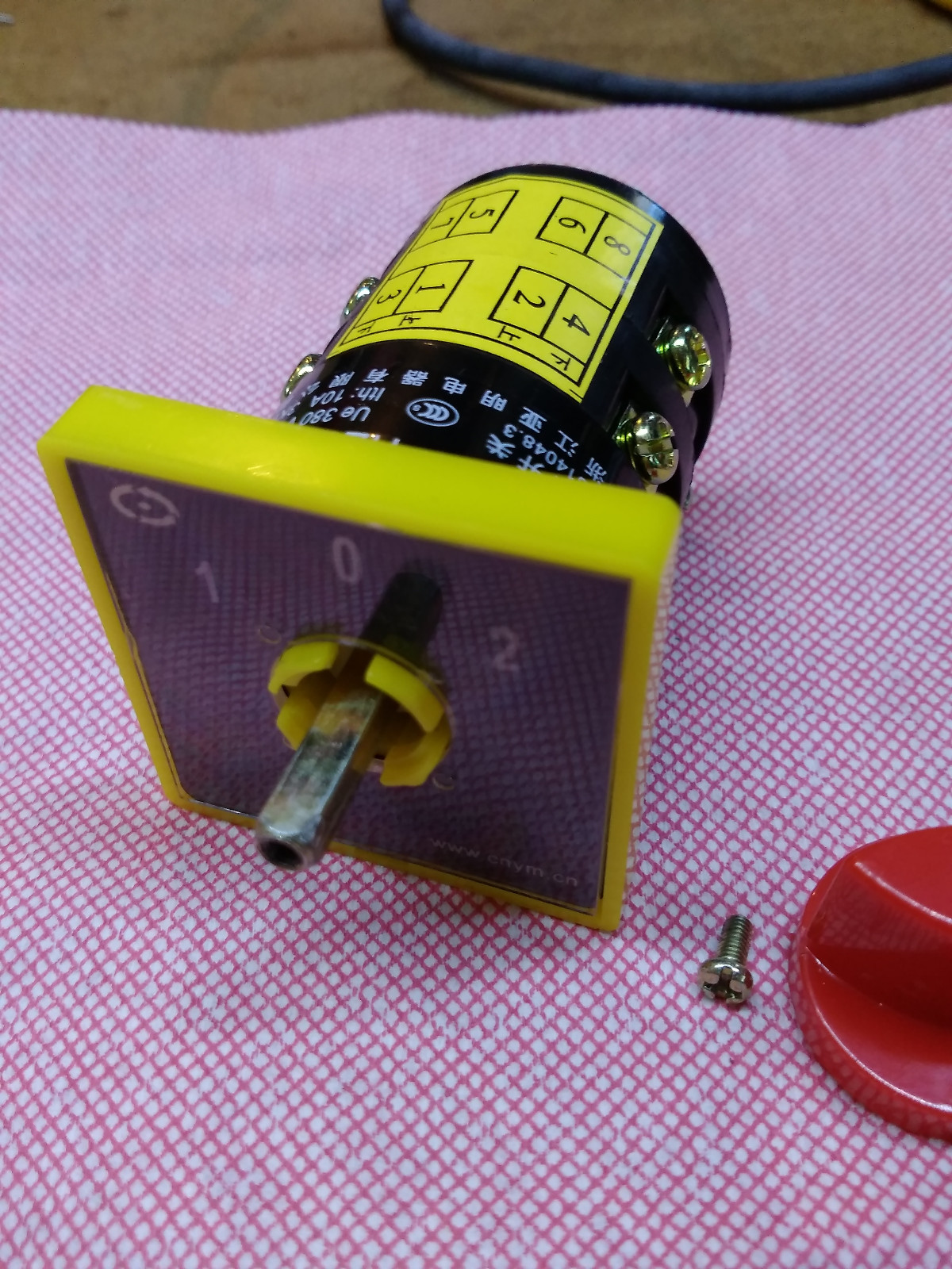 HZ5B-10/2 Reversing Switch