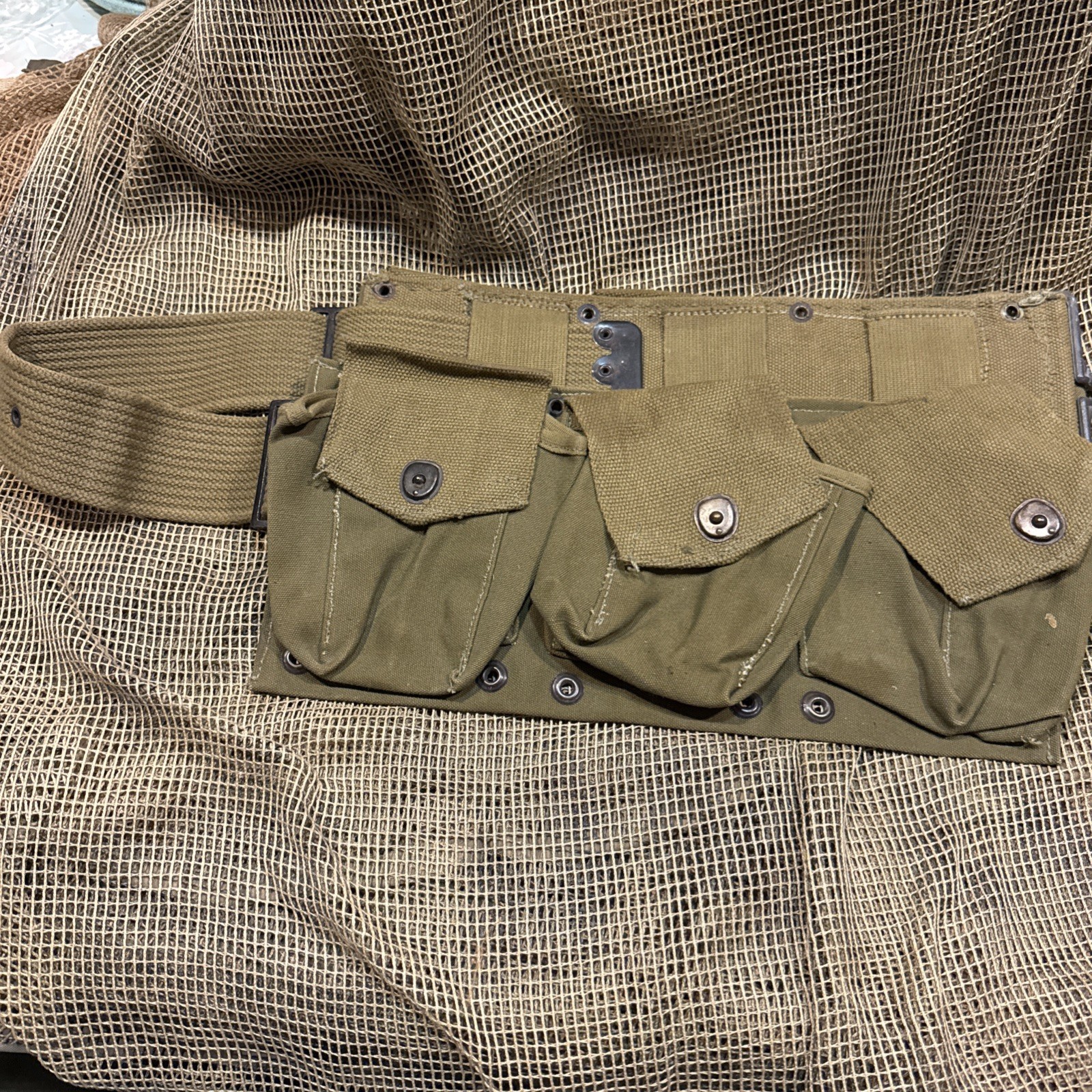 Vintage WWII OD green M-1937 BAR belt !!!