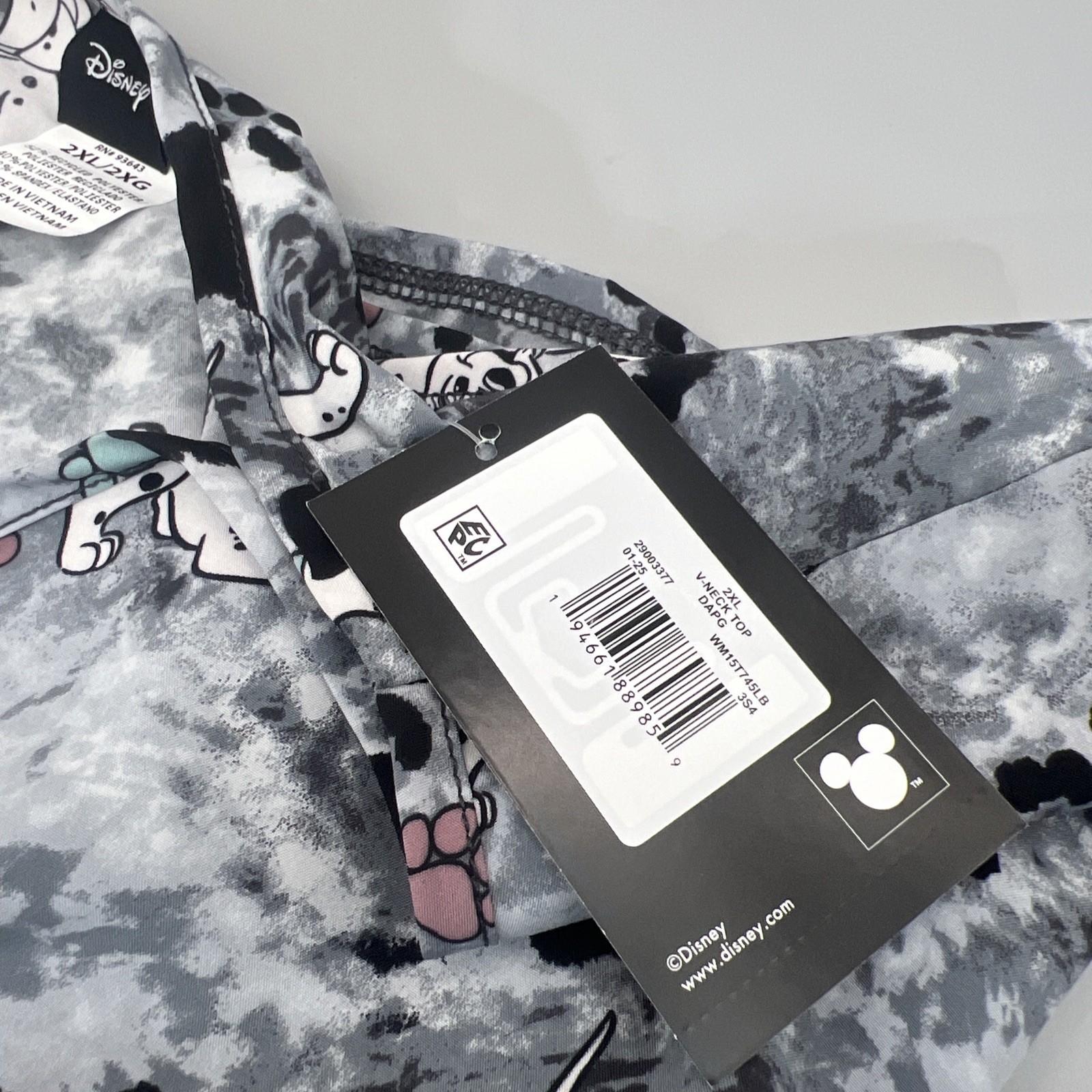 Disney Women’s 101 Dalmatians Fashion Scrub Top Size 2XL New