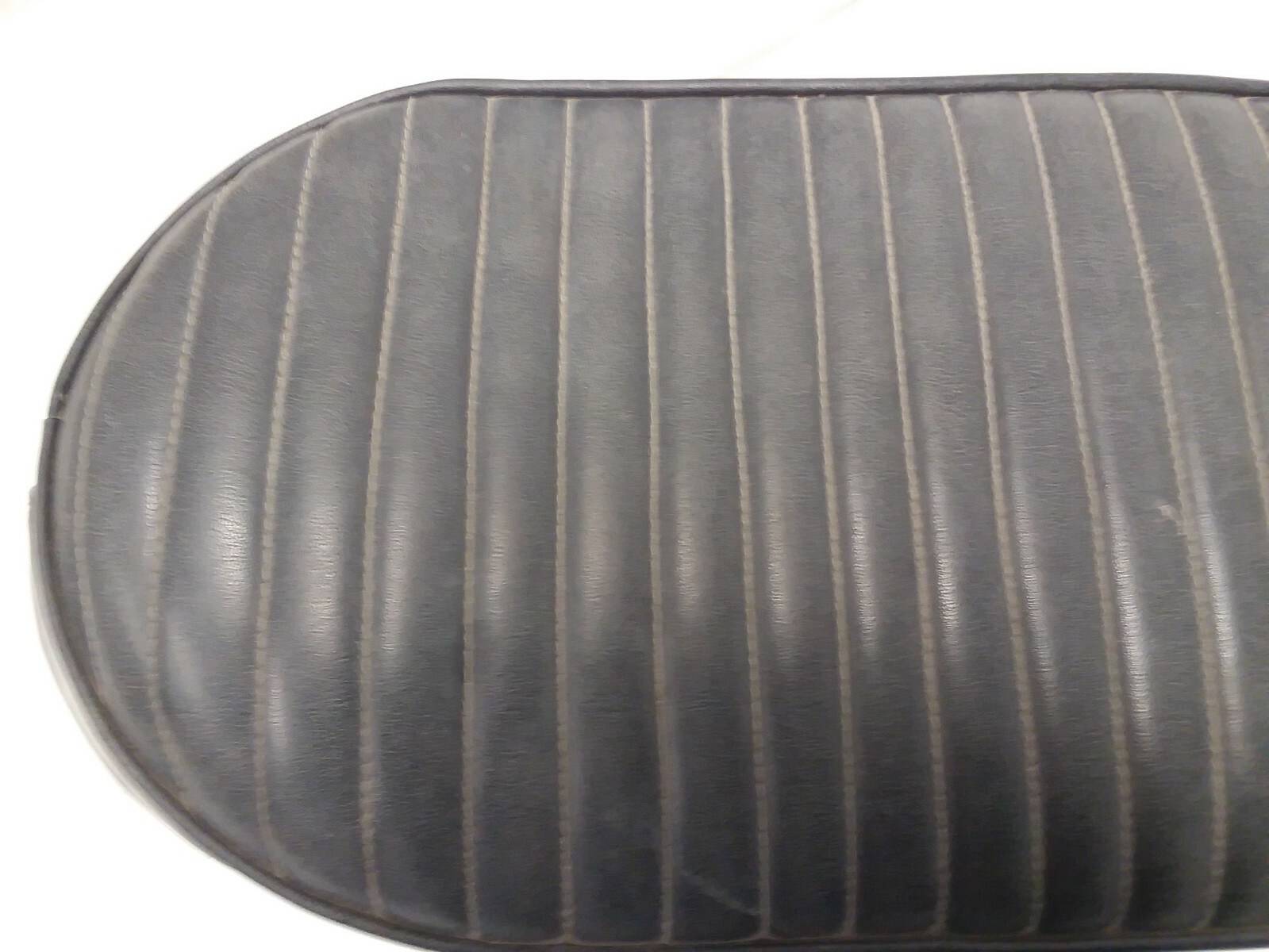 TRIUMPH TR25W 250 SEAT SADDLE 82-9472 ORIGINAL "NOT REPRODUCTION"