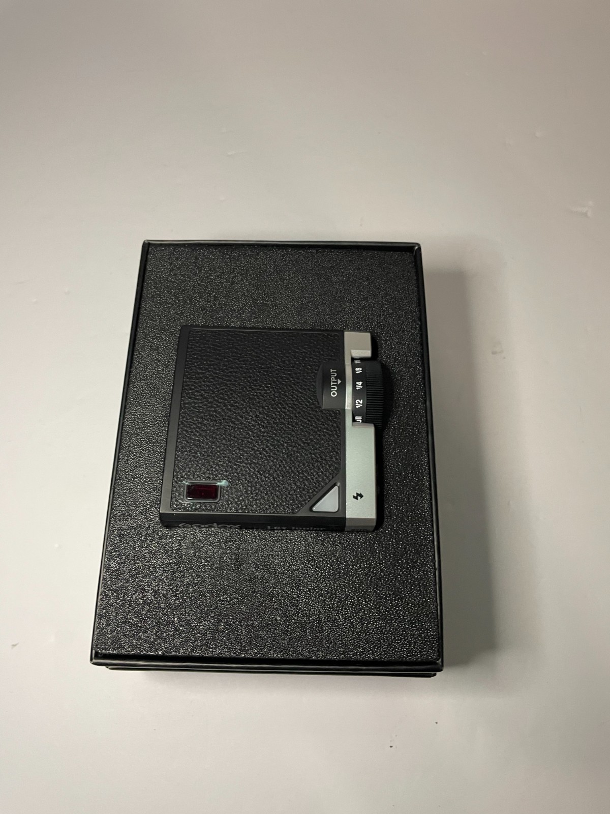 GODOX Lux Junior Speedlite Retro Camera Flash for Canon Nikon Sony Fuji Camera