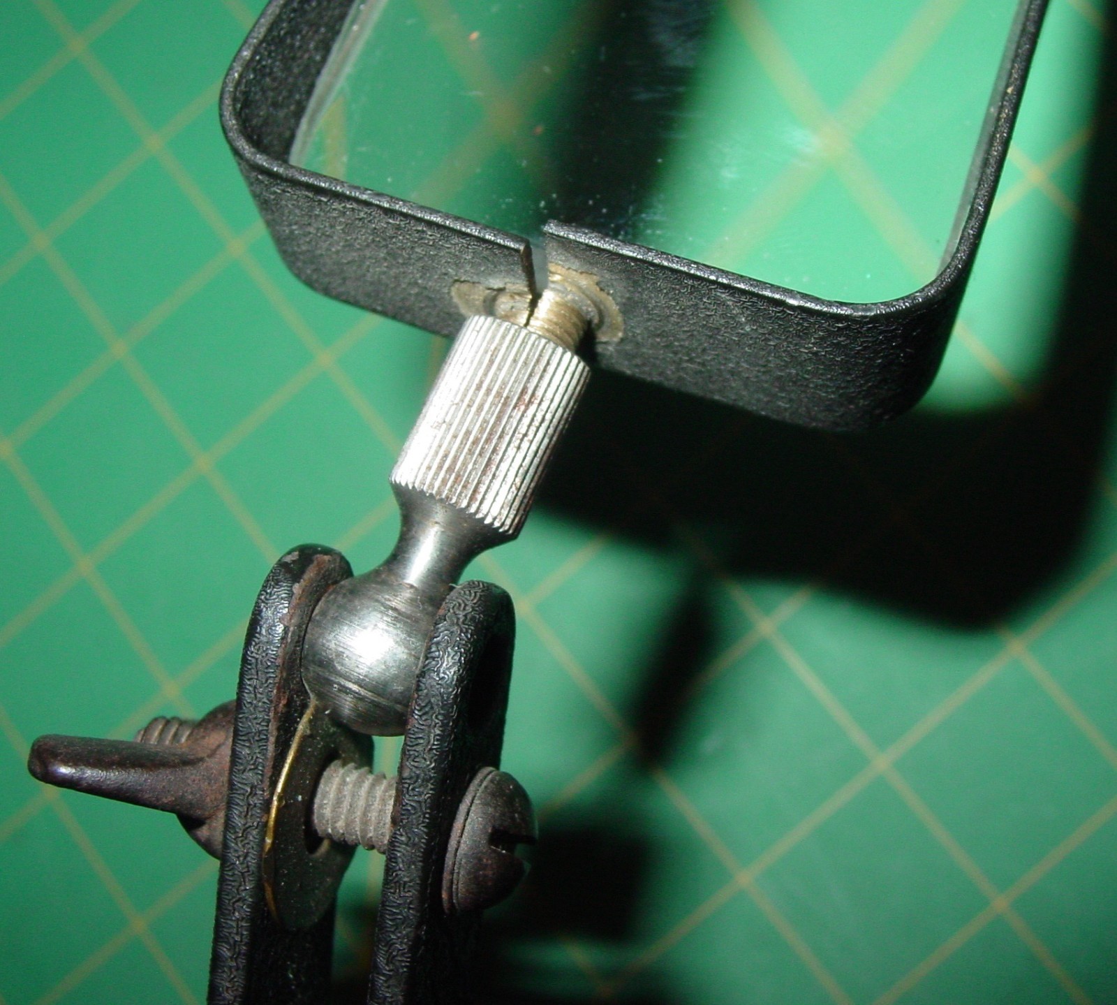 Vintage Bausch & Lomb Adjustable Articulating Arm Desk Stand Magnifying Glass