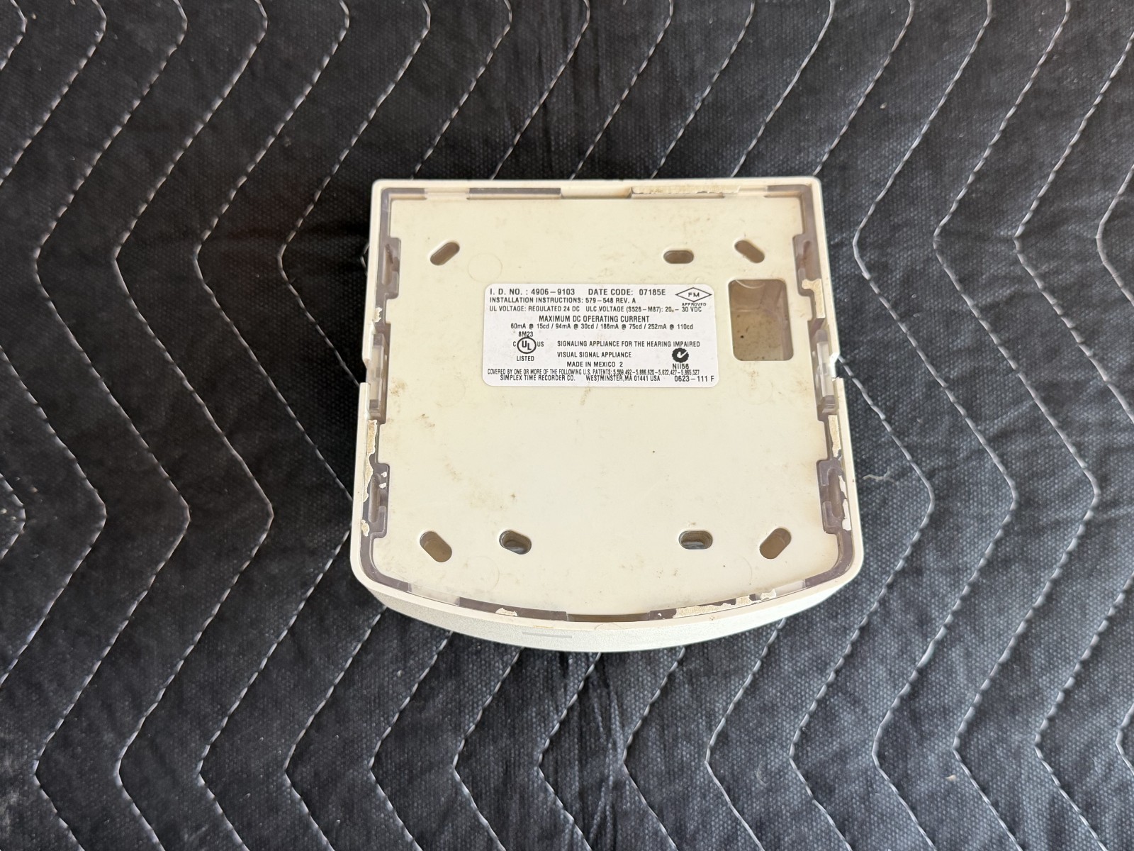 Simplex 4906-9103 Fire Alarm Strobe White Wall Mount USED