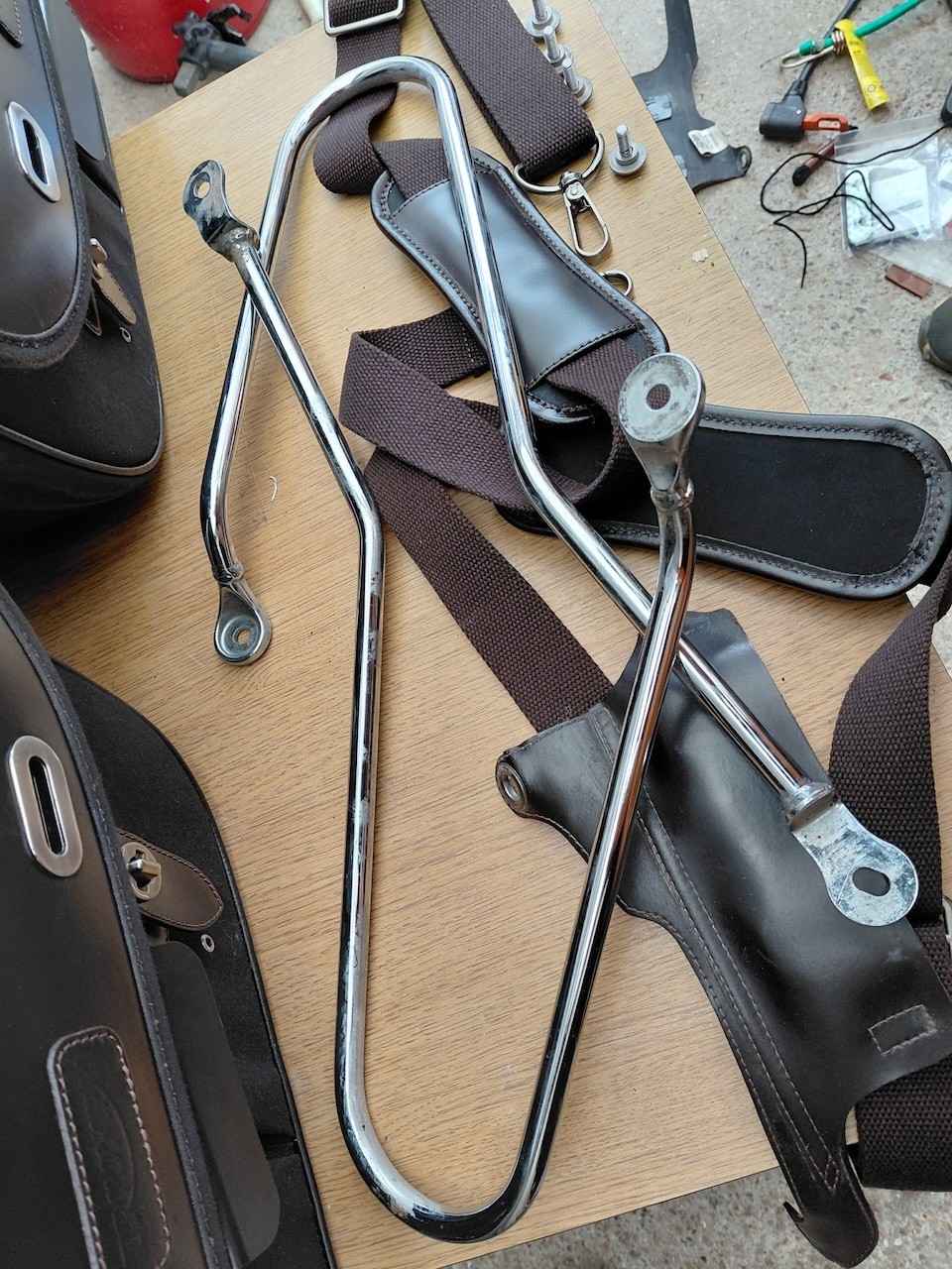 Triumph Bonneville T120 T100 Leather Waxed Luggage Panniers + Rails Brown