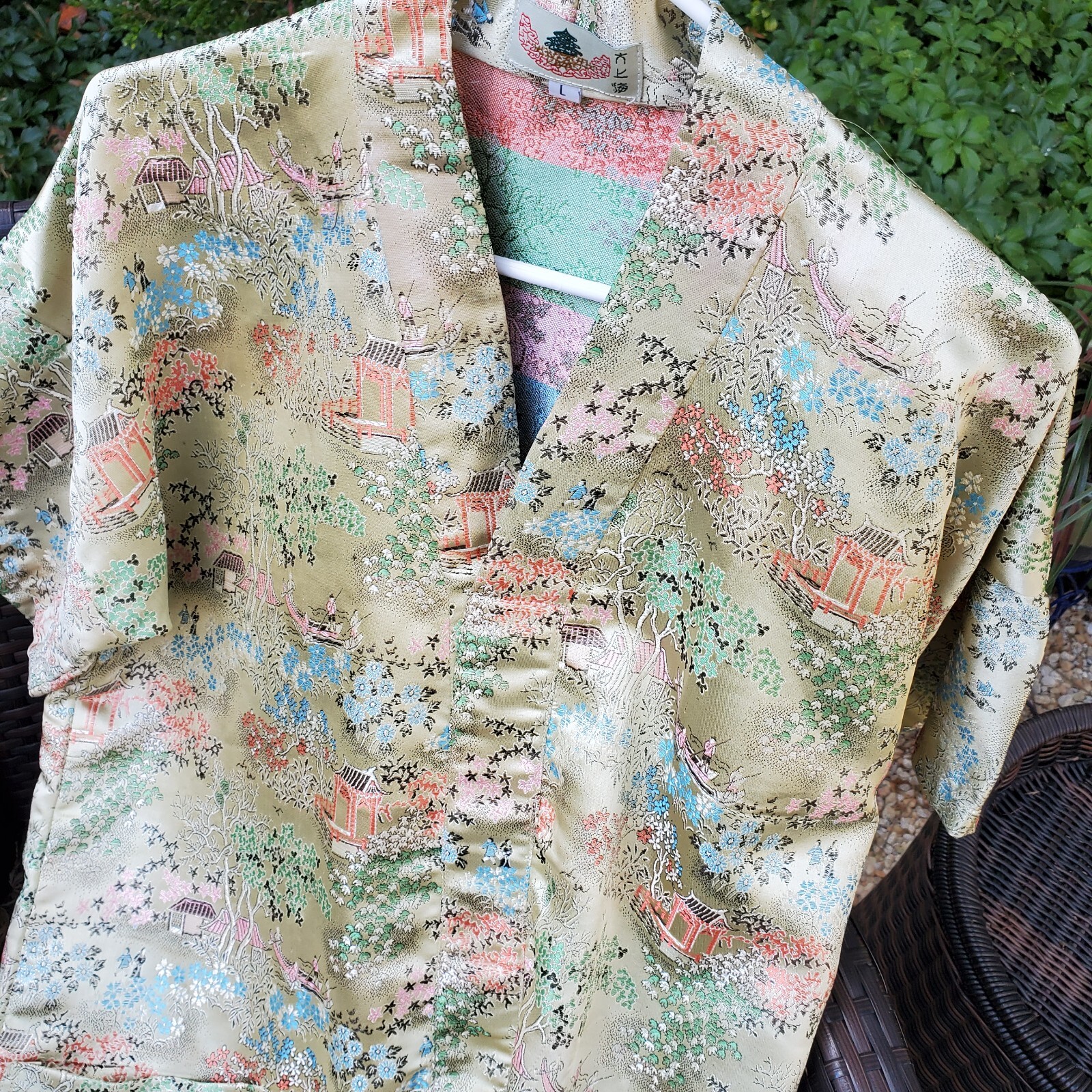 Greater Shanghai Hi-Low Kimono House Dress Vintage V-Neck Gold Brocade Size L