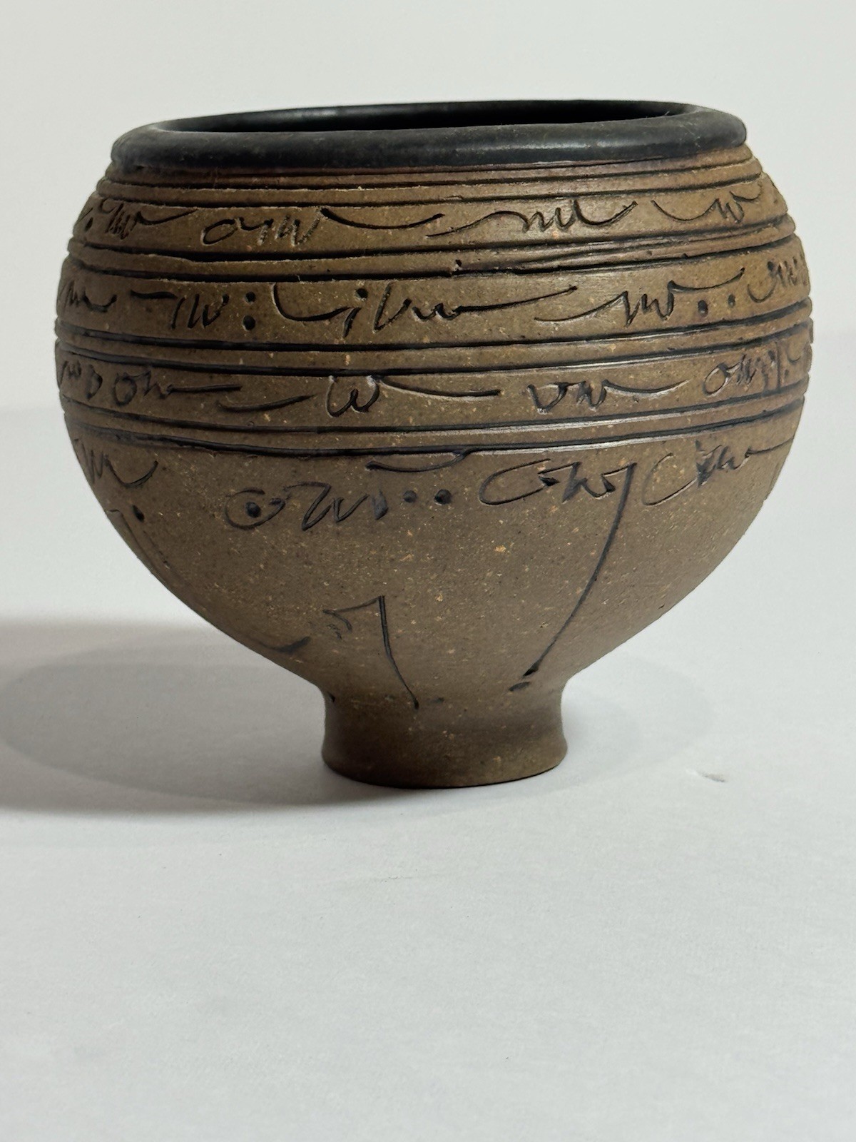 J Edward Barker Signed 1988 SCRYPT Line Studio Art Pottery Stoneware Sculpture