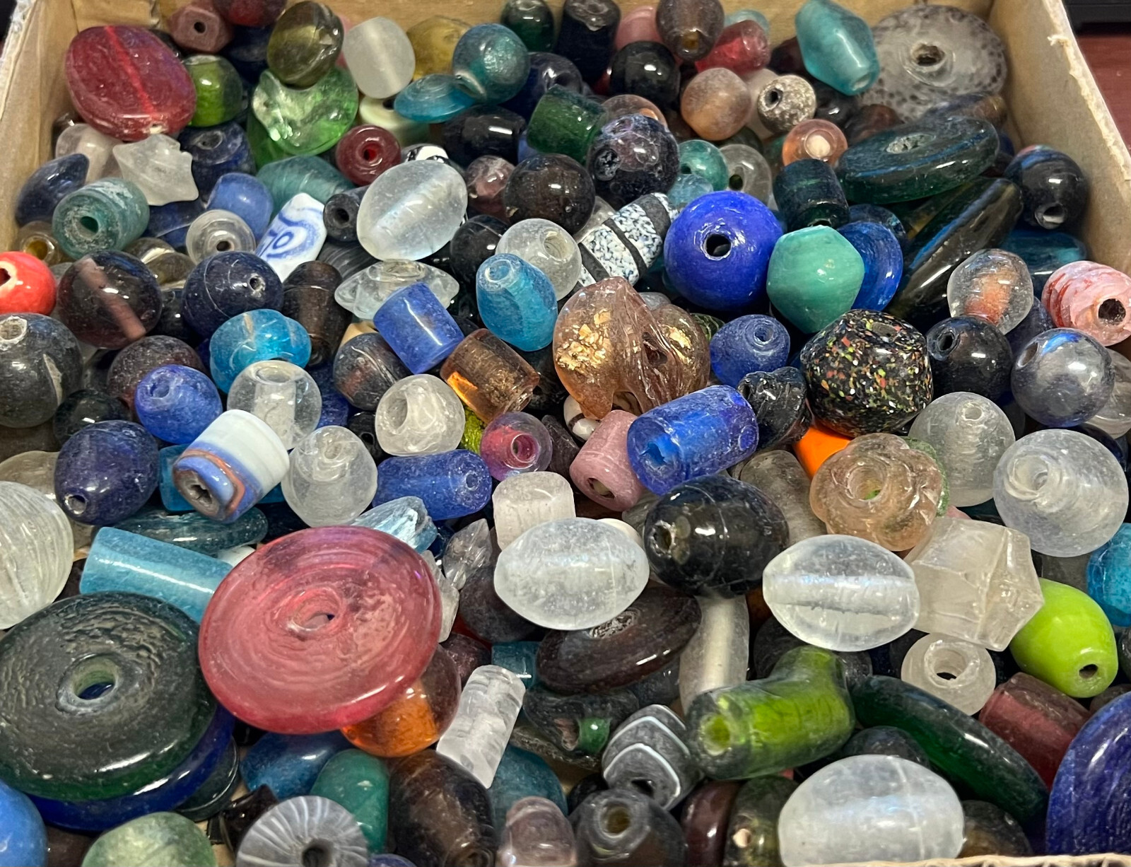 4 POUNDS ASSORTED MULTI-COLOR GLASS BEADS JEWELRY CRAFT MAKING LOOSE BEADS