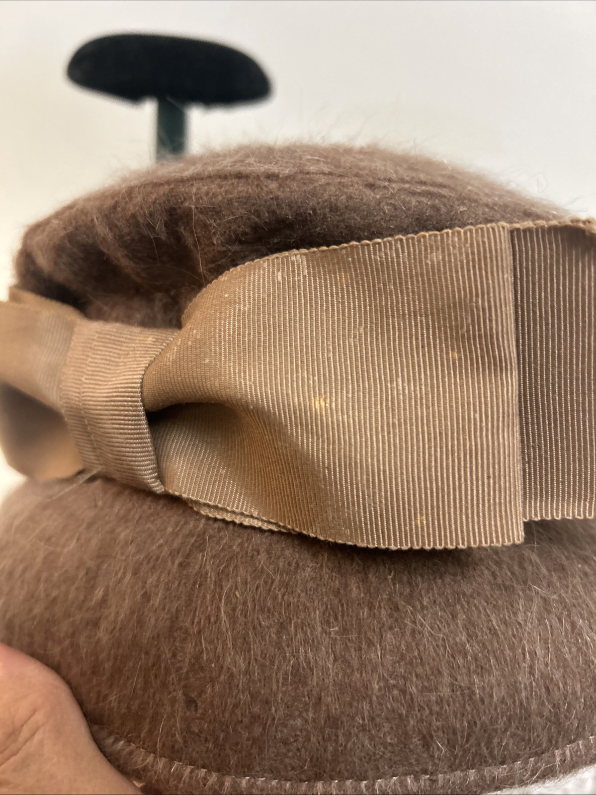 Henry Pollak New York Tan Women's Hat With Bow Vintage 100% Wool USA 50s-60s