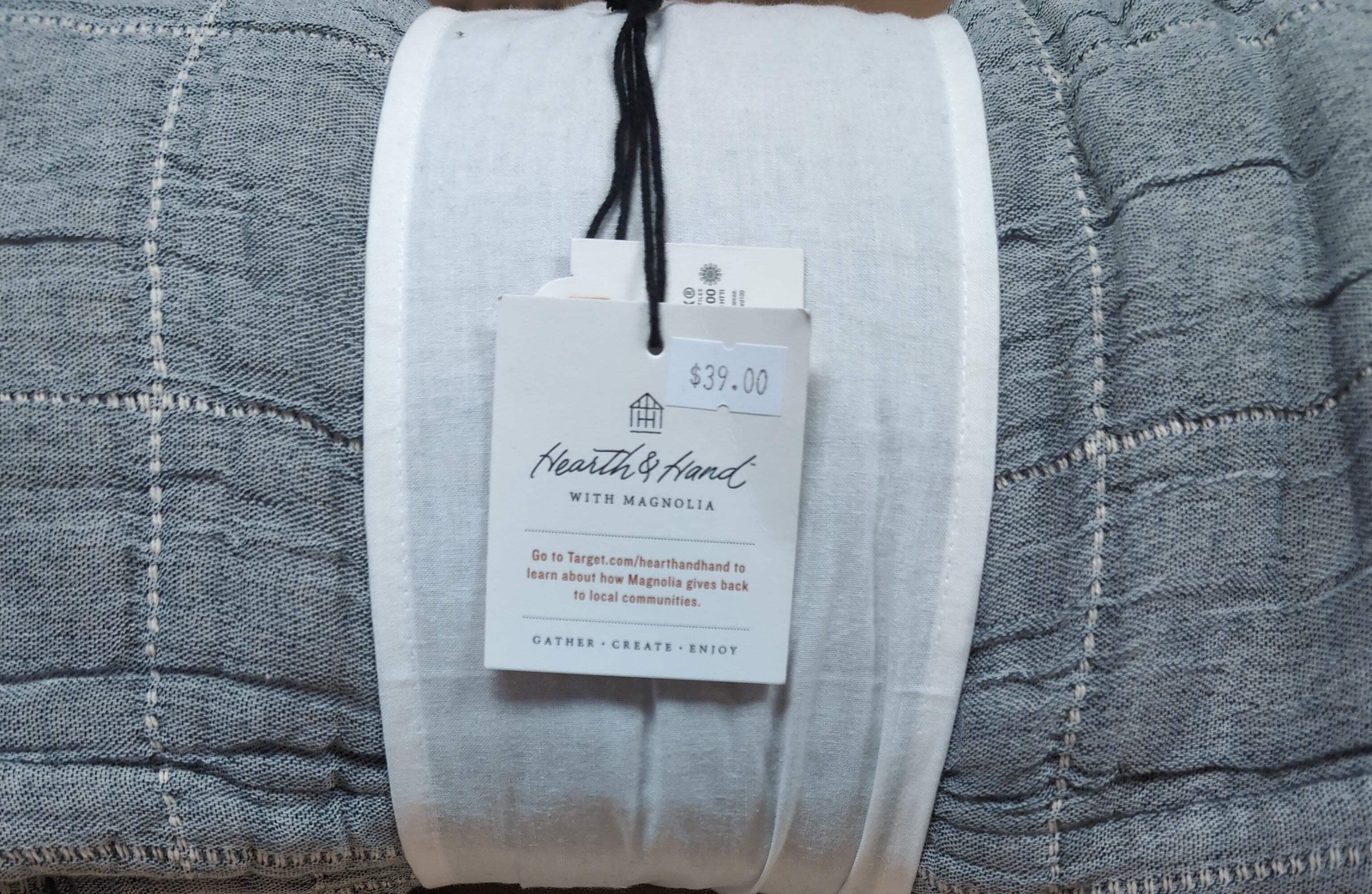 Hearth & Hand Magnolia Twin Windowpane Matelassé Coverlet Brand New BLUE