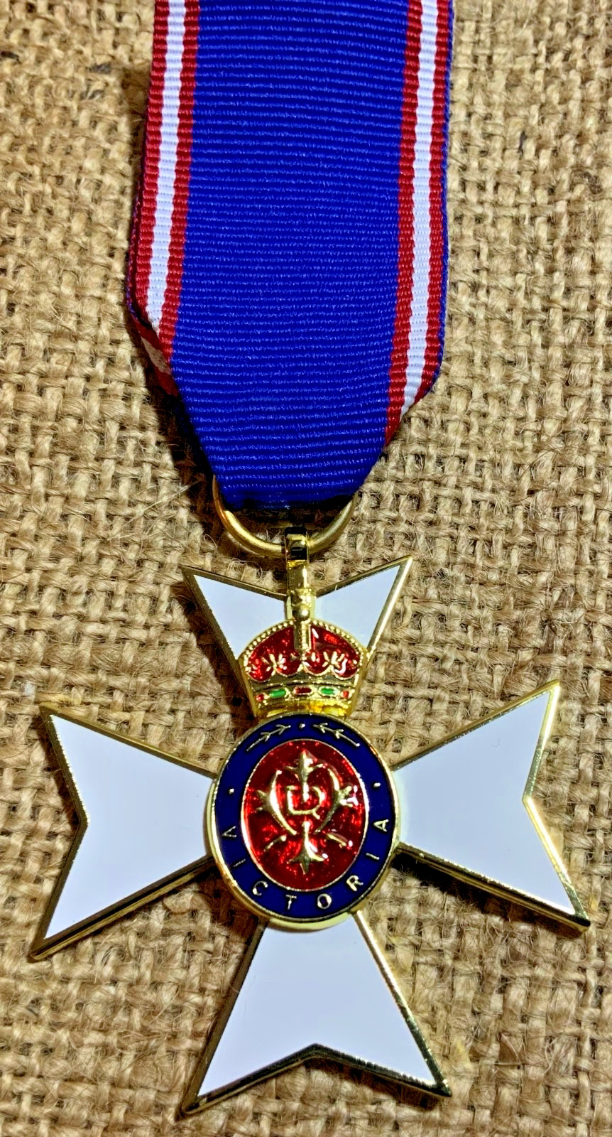 royal victorian order members badge quality replica