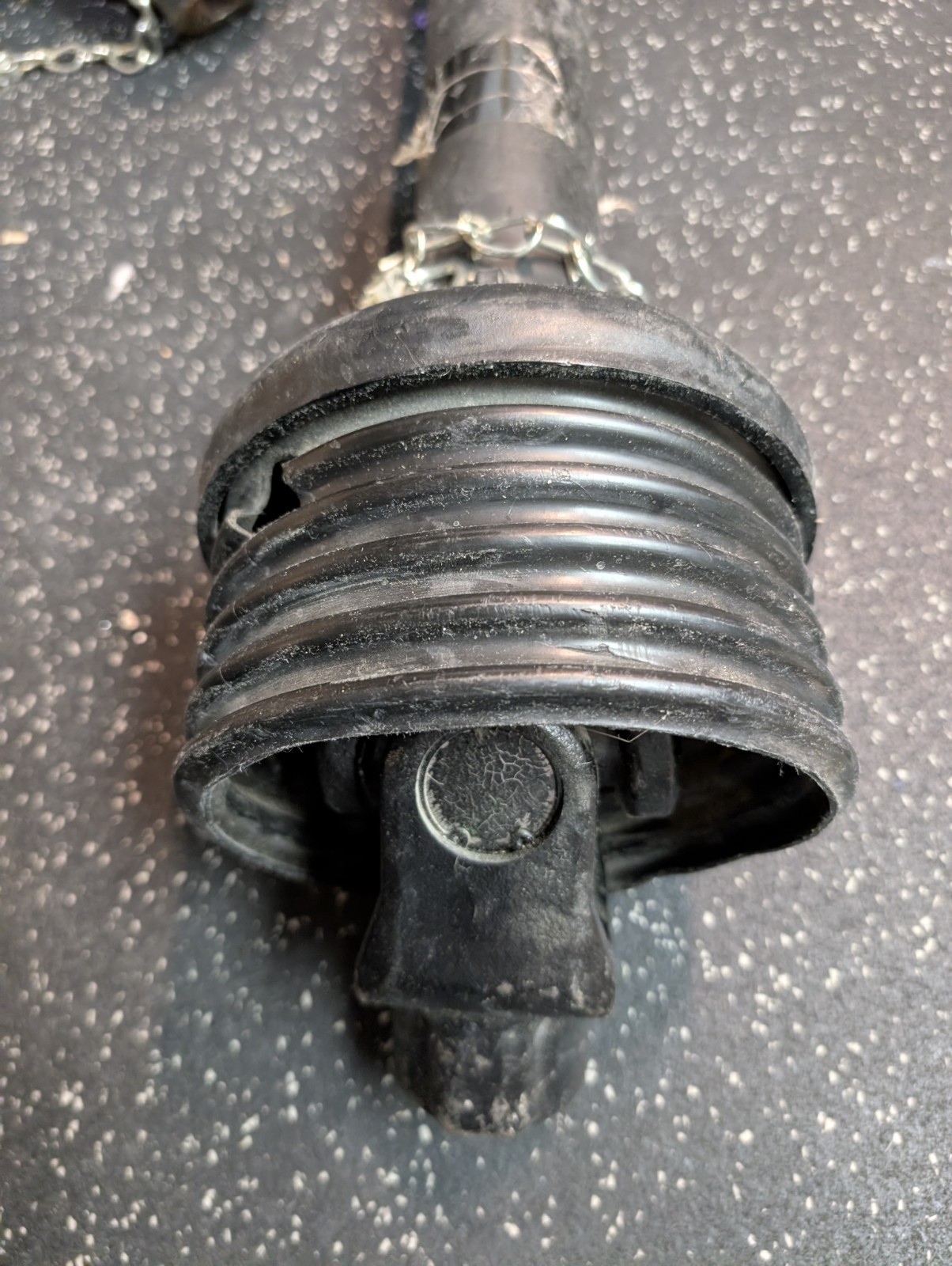 Walterscheid PTO Shaft Half 21-Spline 1-3/8" Star Profile 41.5" 36.18 Yoke OEM