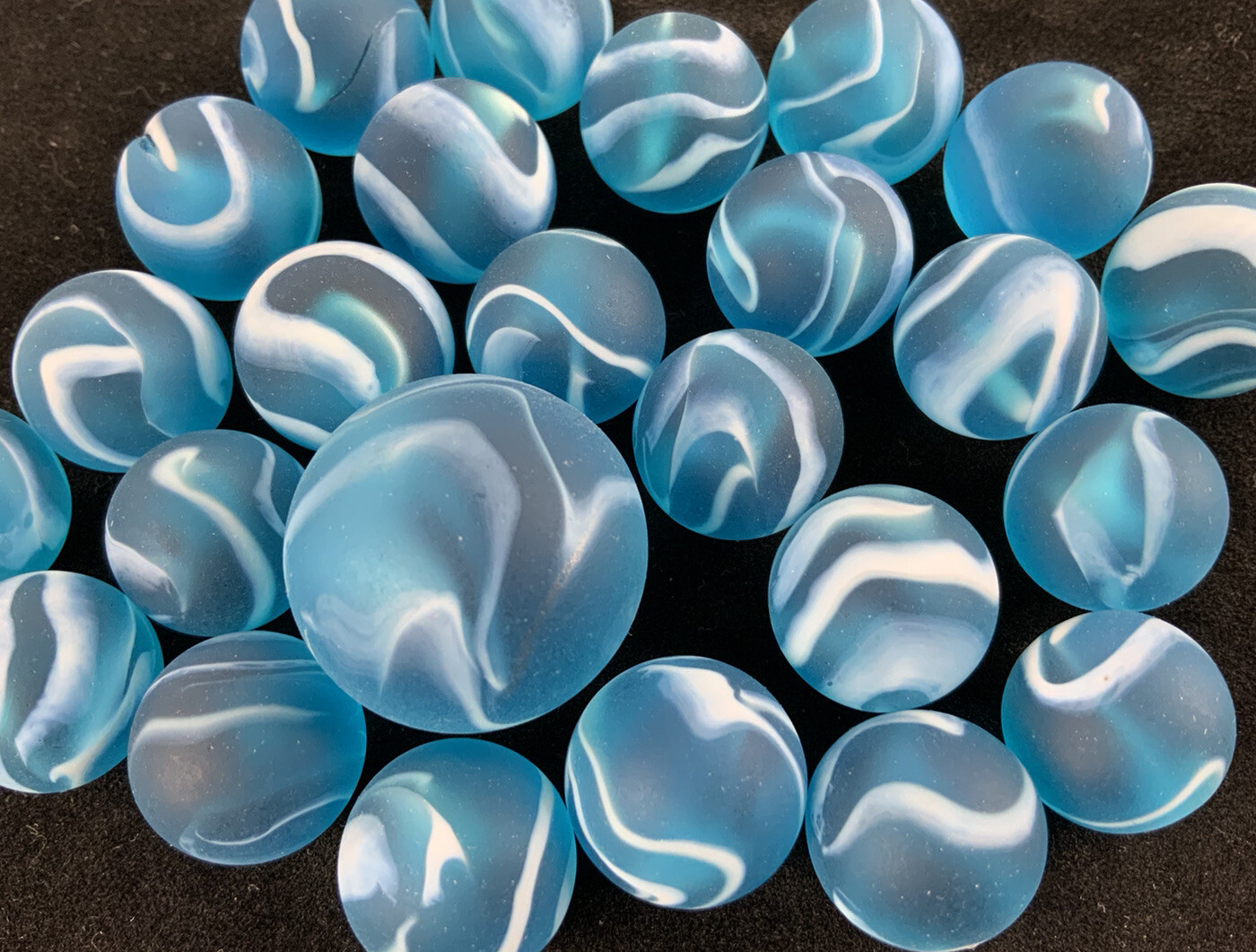 25 Glass Marbles ARCTIC Blue/White Matte Finish Game Pack Shooter