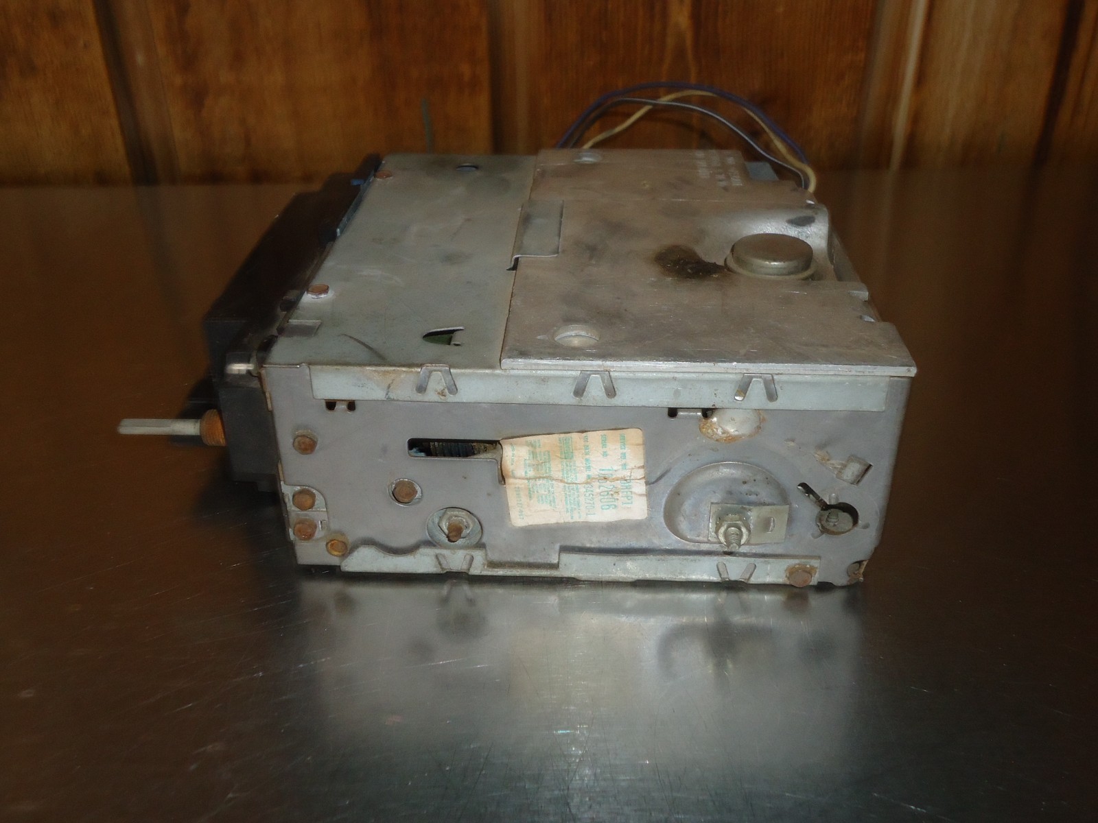 OEM GM Delco AM/FM Radio 70HFP1 9345270-1 Chevrolet Chevy 1977