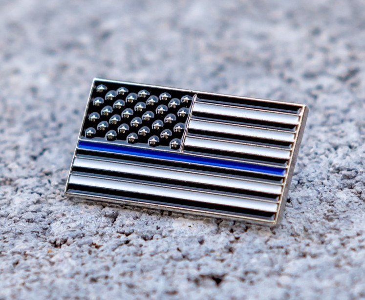 NEW Thin Blue Line American Flag Enamel 1" Lapel Pin Police Blue Lives Matter US