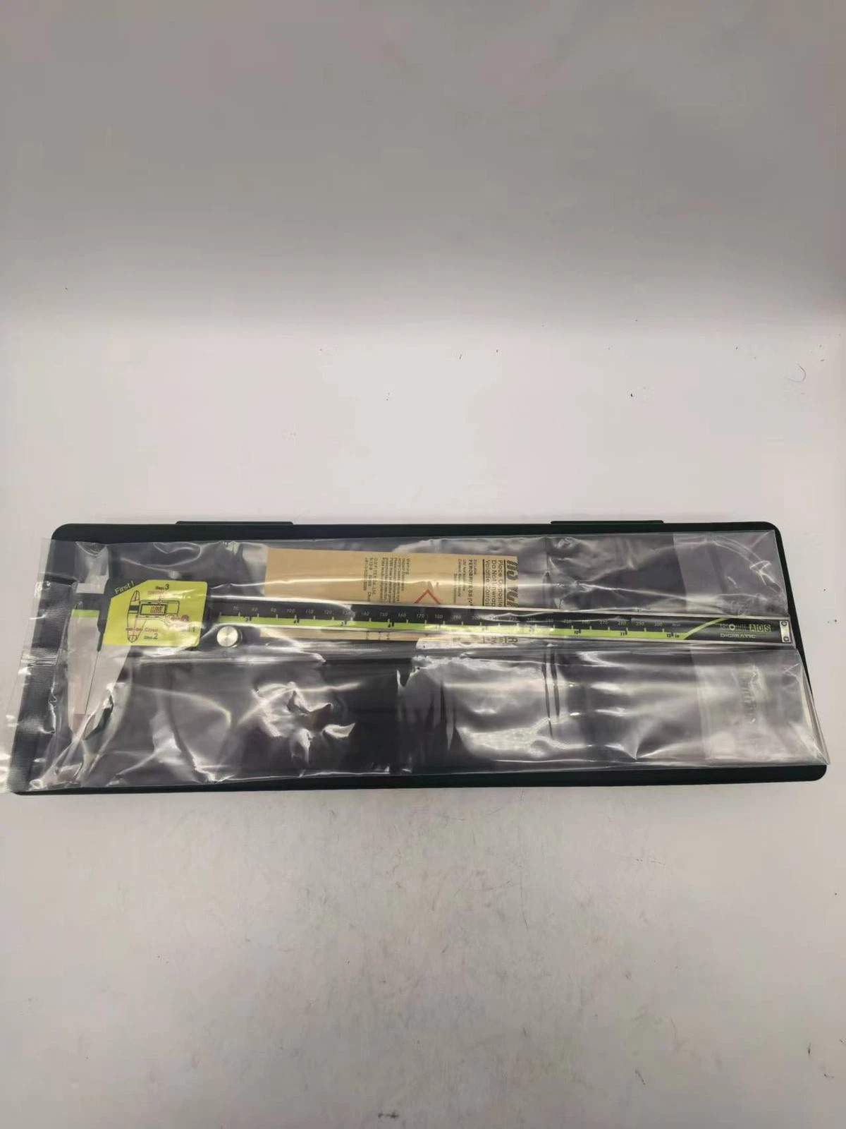 Mitutoyo 500-193-30 300mm/12" Absolute Digital Digimatic Vernier Caliper New