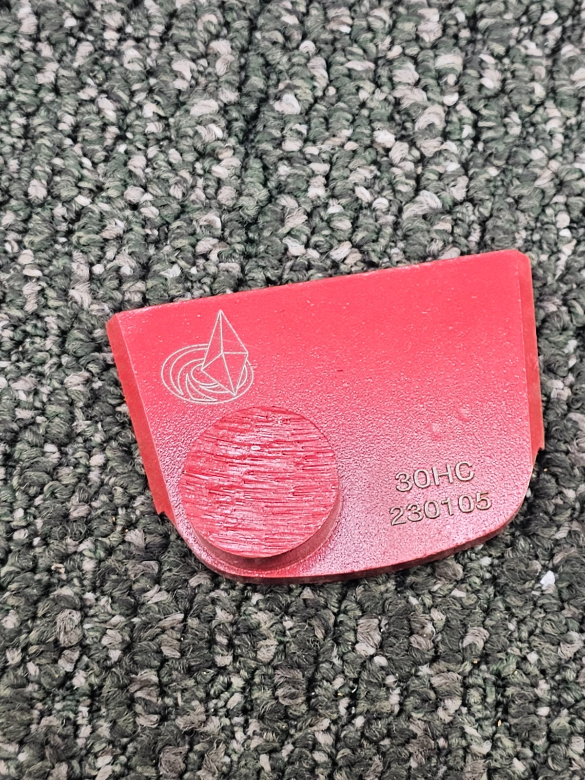 (QTY 6) LAVINA X1B-HC-0030 Quick Change 30 Grit Trapezoid Pad One Button/Two Seg