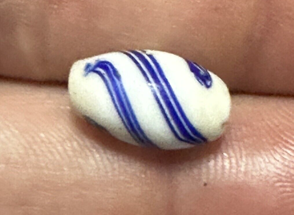 (1) 1700's Huron Indian "Blanket" bead or Blue Delft Trade Bead Early Trade Bead