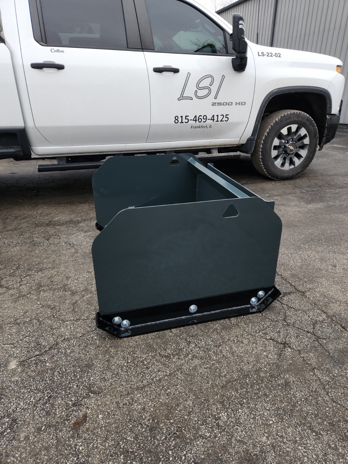 Mini Bobcat 4' HD Snow Pusher Box MT52 MT55 MT85 MT100 463 S70 Mount 24" Tall