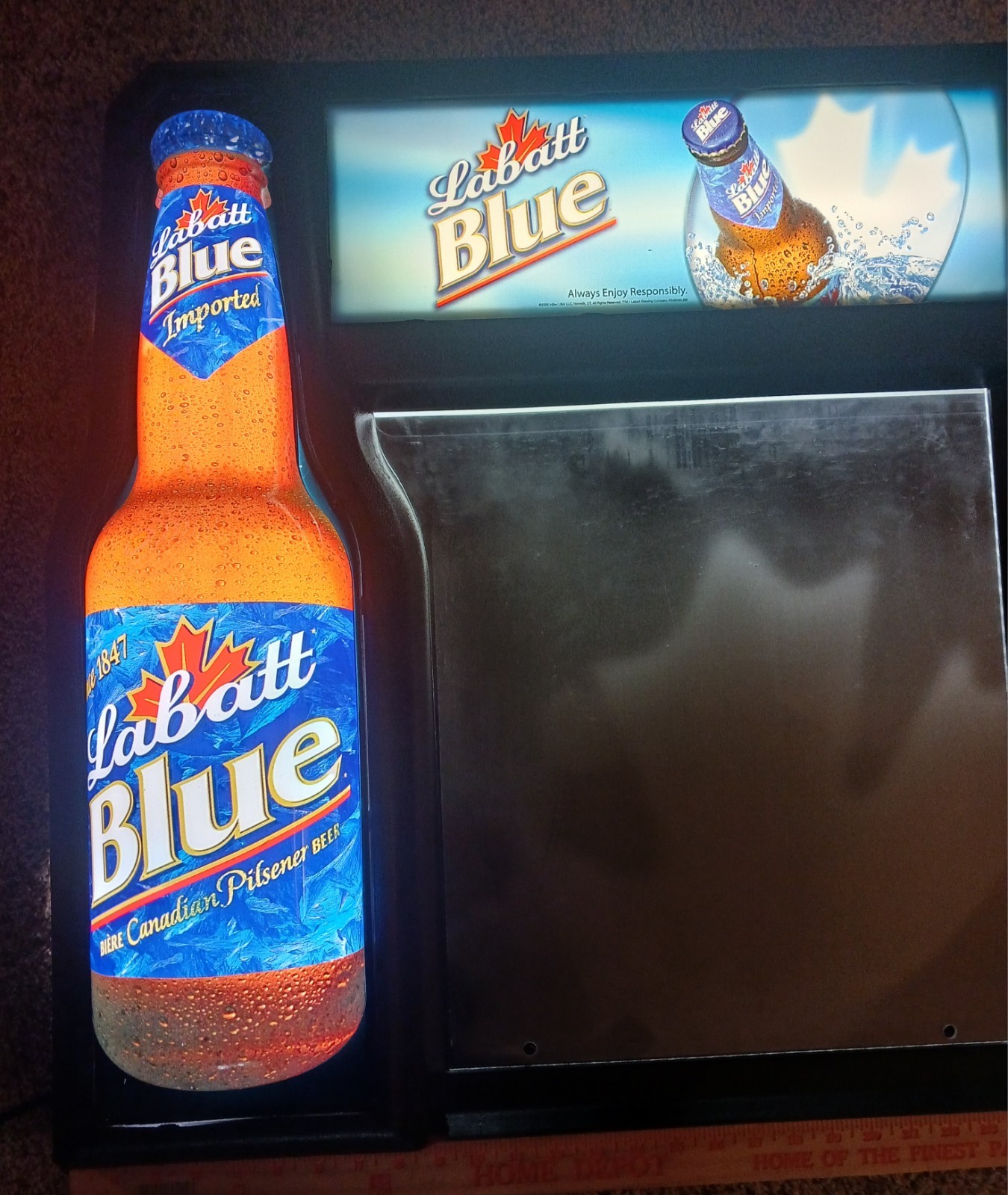 Vintage 27×26 Lighted Labatt Blue Beer Bar Pub Sign Man Cave