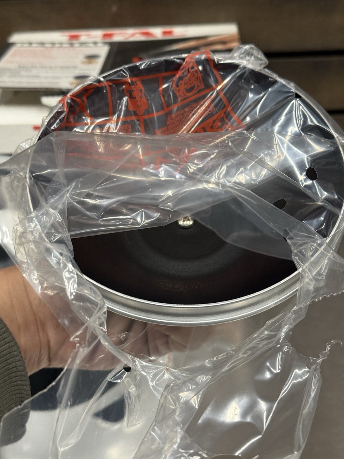 Vintage T-FAL Resistal Kettle Tea Pot White Speckled - 2 Quart - New