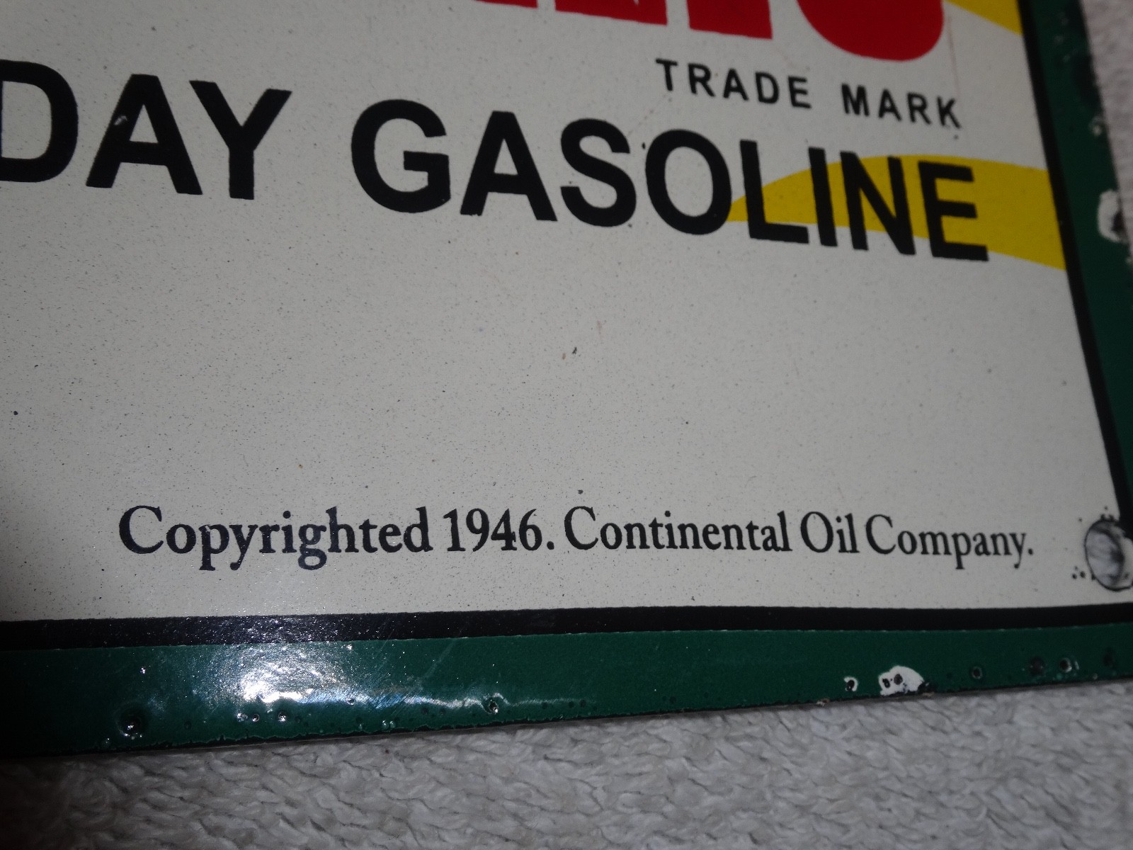 VINTAGE 1946 CONOCO N-TANE SUPERMAN GASOLINE 16" PORCELAIN METAL COMIC BOOK SIGN