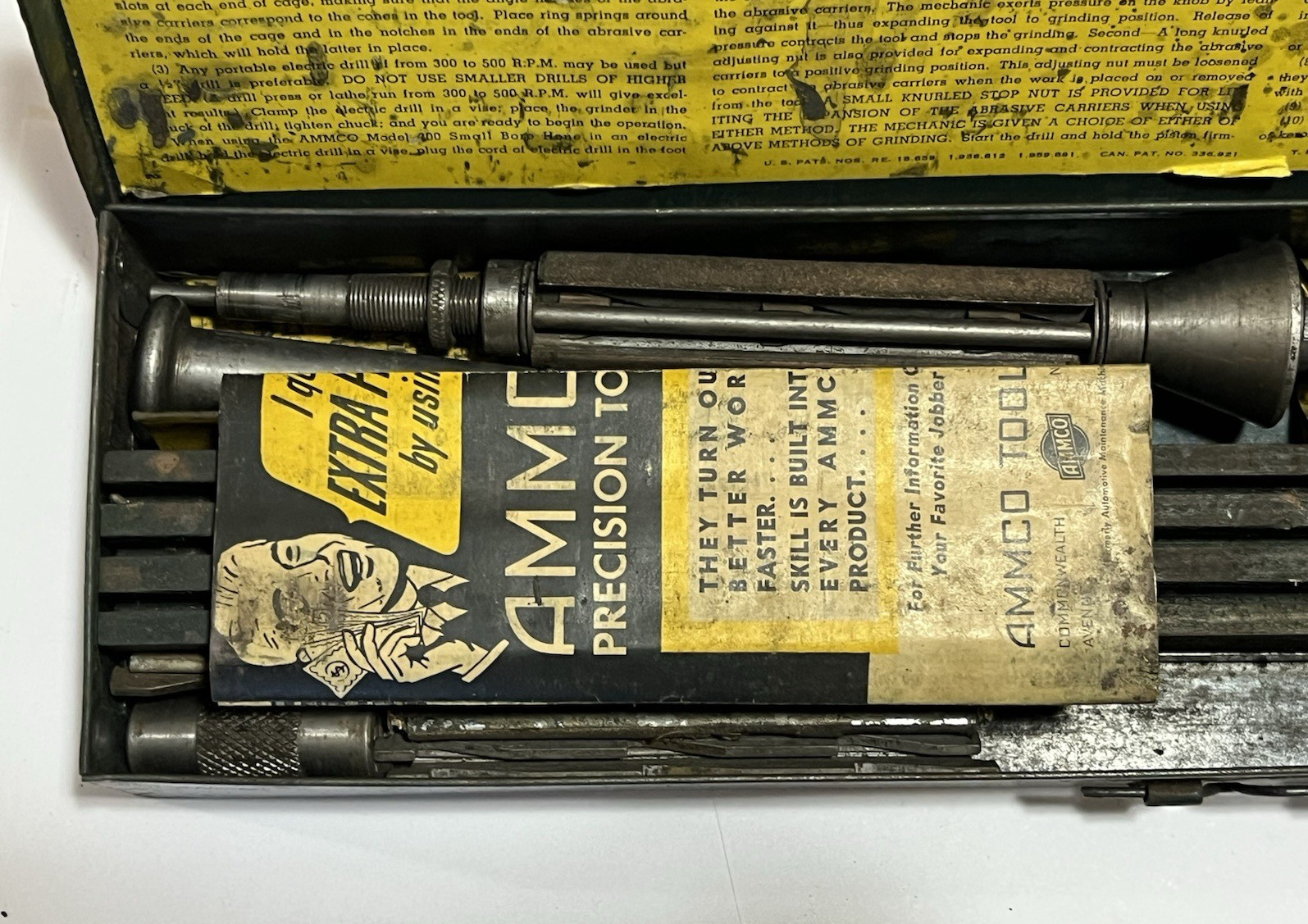 AMMCO Model 100 Vintage Small Bore Cylinder Hone Set in Box 47/64" - 1-5/16" USA