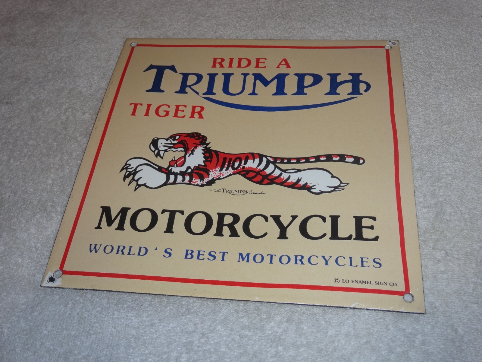 VINTAGE TRIUMPH T110 MOTORCYCLE DEALER TIGER 10" PORCELAIN METAL GASOLINE ⛽ SIGN