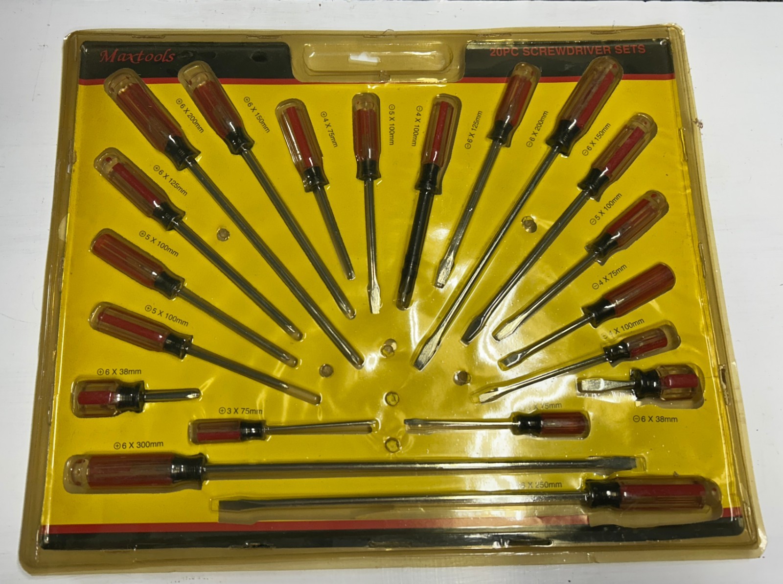 NEW 20-pc screwdriver set - Phillips and Straight head screwdrivers - hand tools
