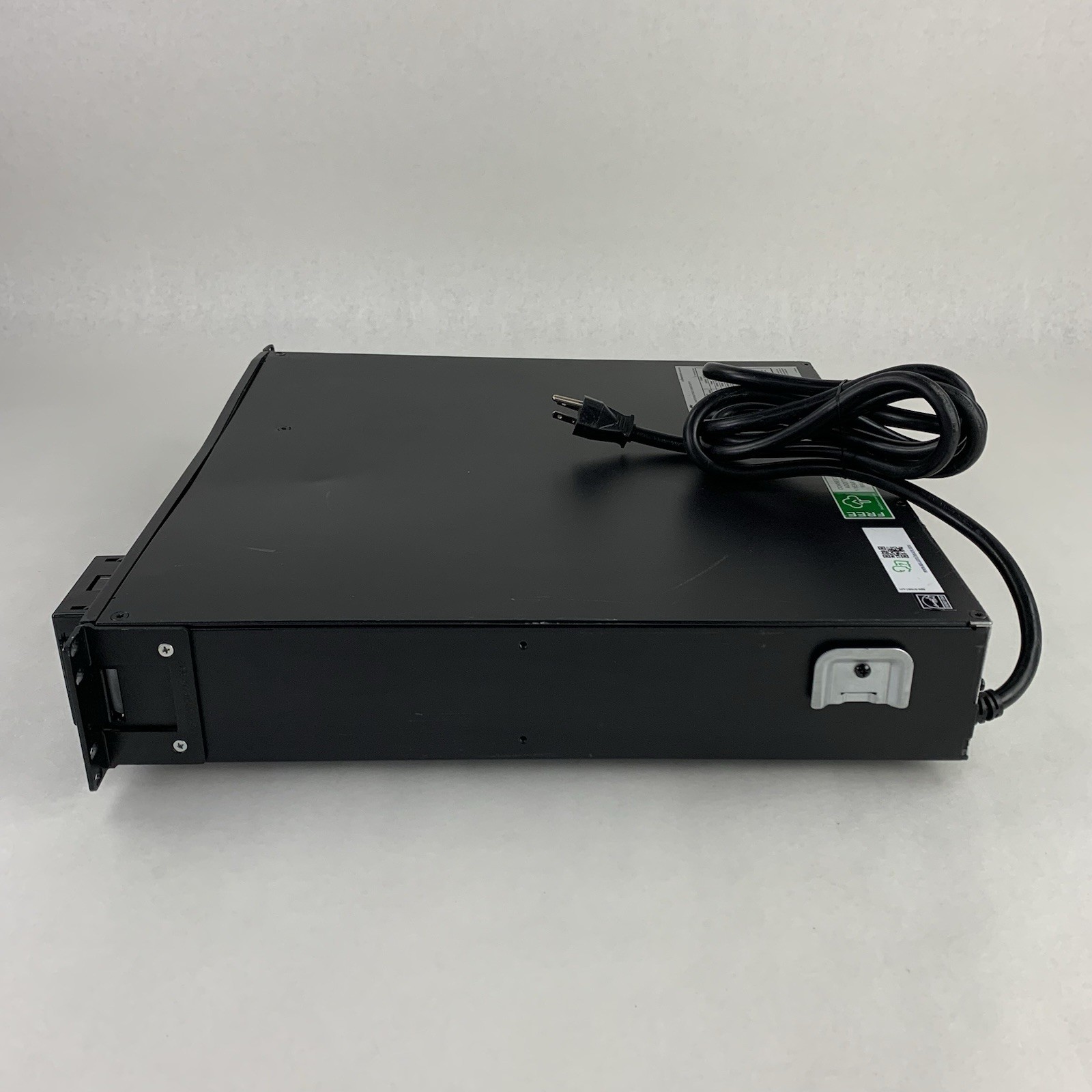 APC SMX1500RM2UCNC Battery Backup UPS Tested Bent No Net Card No Batt No Caddy