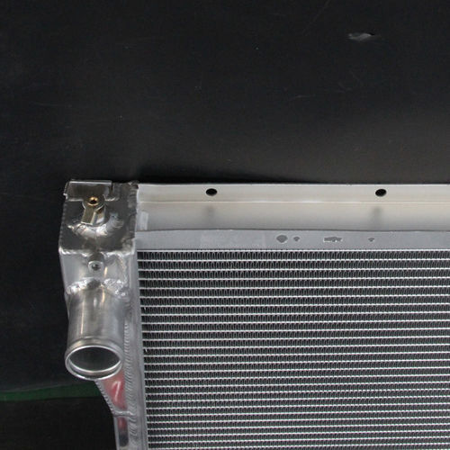 Radiator For BMW 525i 528i 530i 540i 545i 740i 740iL 750iL M5 L6 V8 V12 99-06 MT