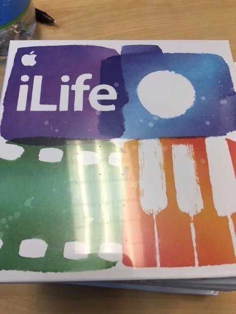 Mac Apple iLife 11 - 1 User Full Version MC623Z/A Macintosh DVD in sealed box