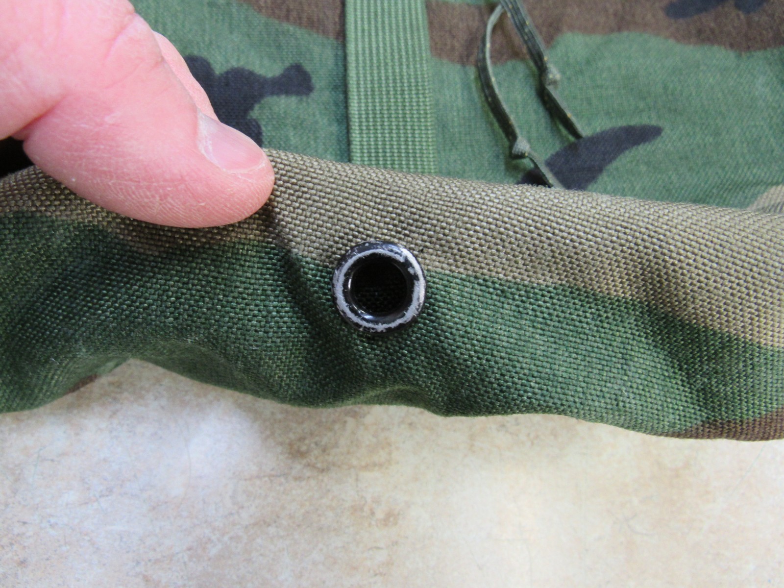 US Military Woodland Camo Sustainment Pouch Molle II