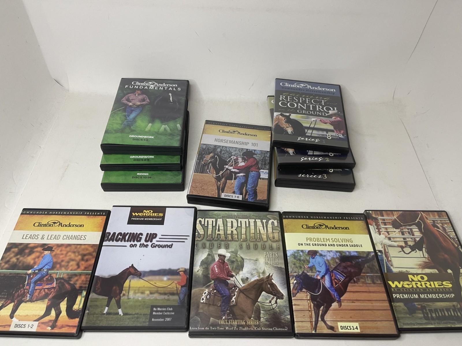 Clinton Anderson From Groundwork to Saddle Training 10 Courses 40 DVDs