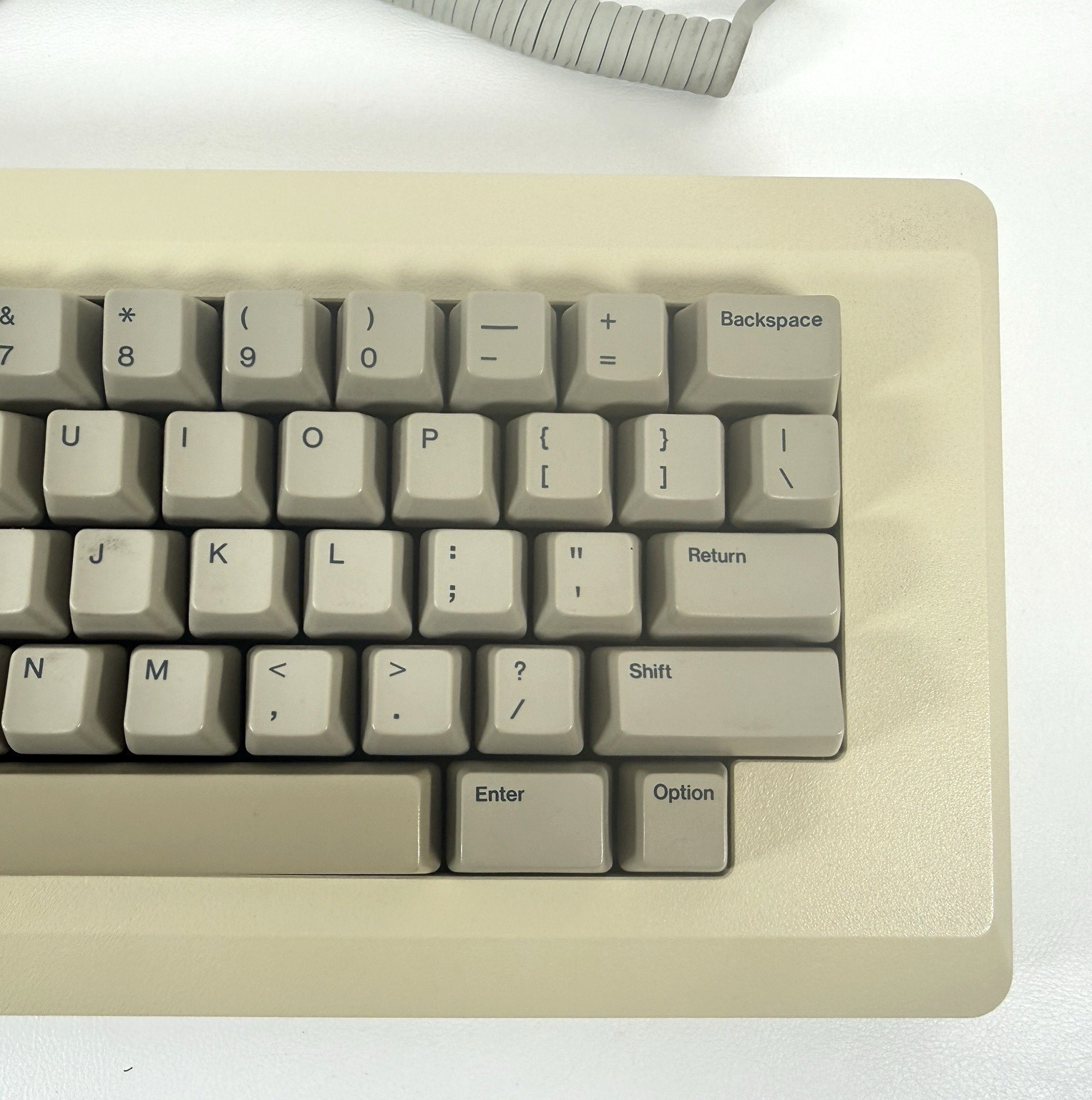 Apple Keyboard and Cable for Macintosh 128k 512k Mac Plus RARE Vintage M0110