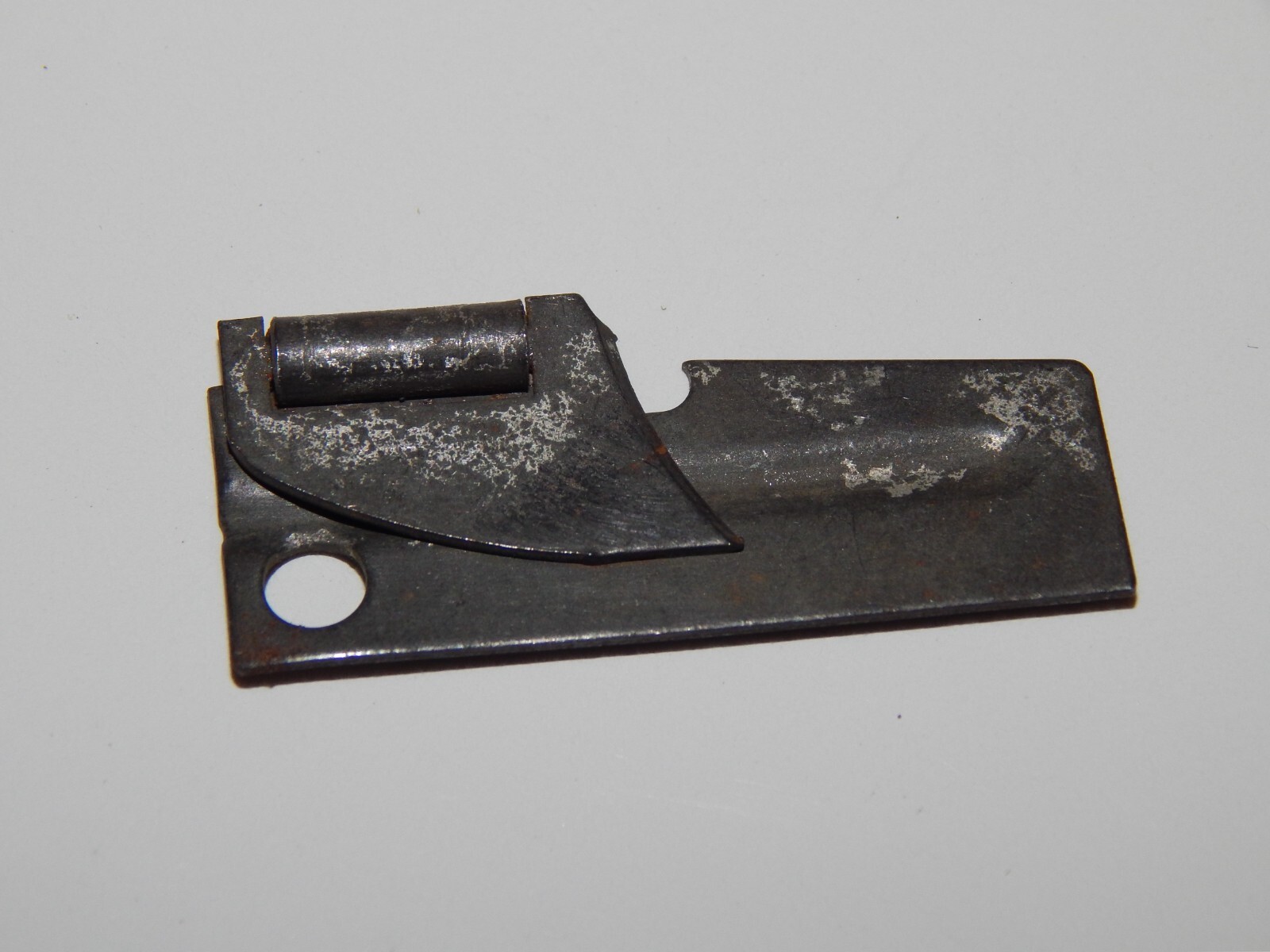 One RARE Shelby Corp Vintage US Navy WWII Korea Military P38 Can Opener