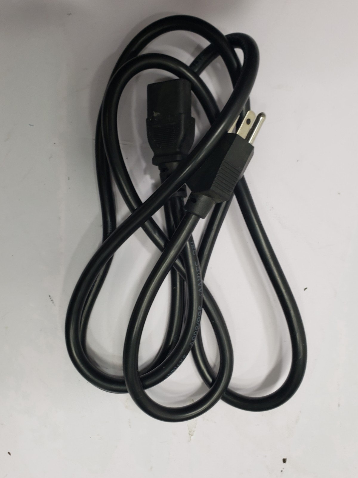 Fuel-Less Generator by Humless Lion Energy 50W Solar Panel Power Connector