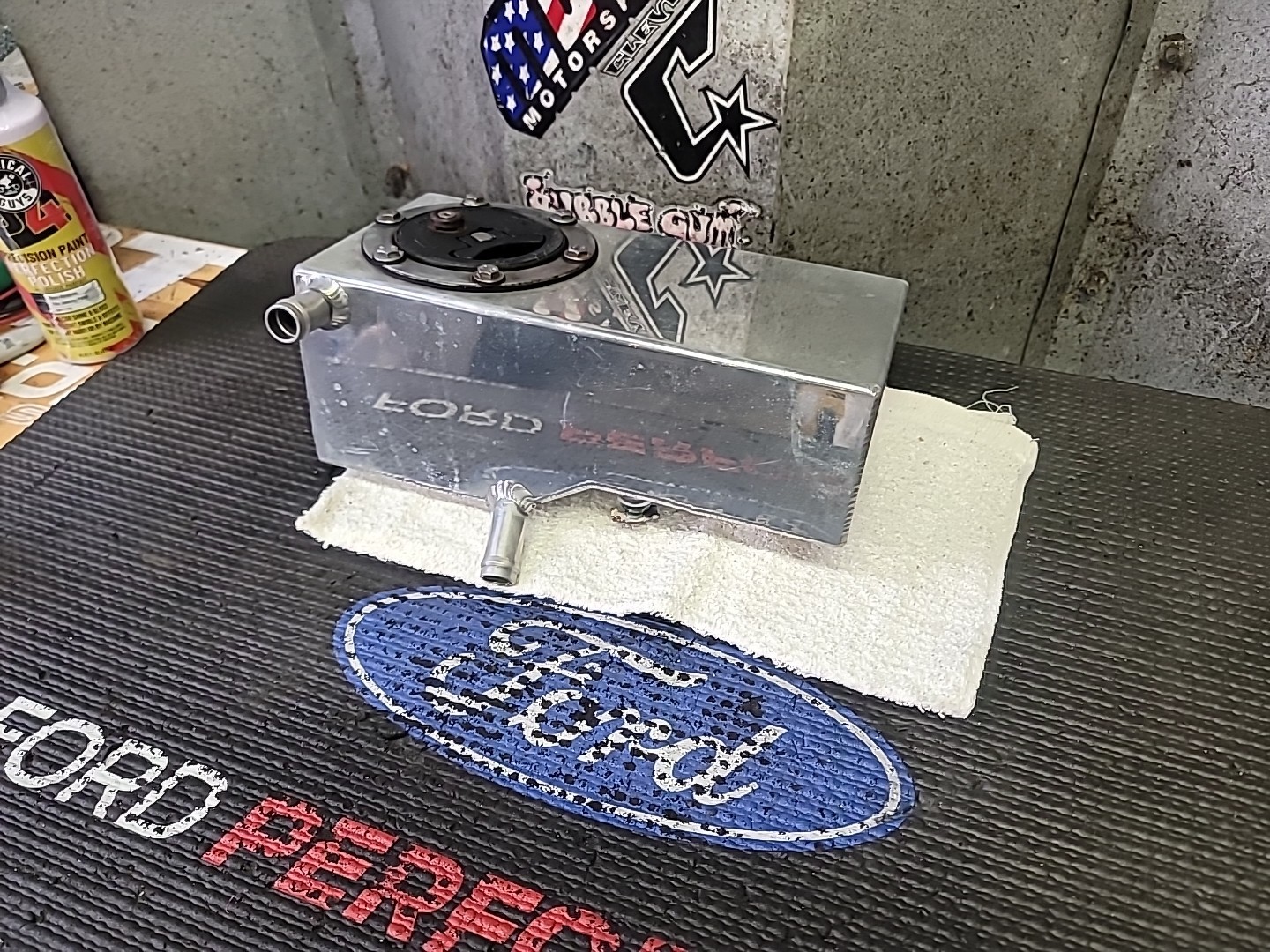 2003 2004 Ford Mustang Cobra Supercharger Coolant intercooler tank 03 04 Moroso