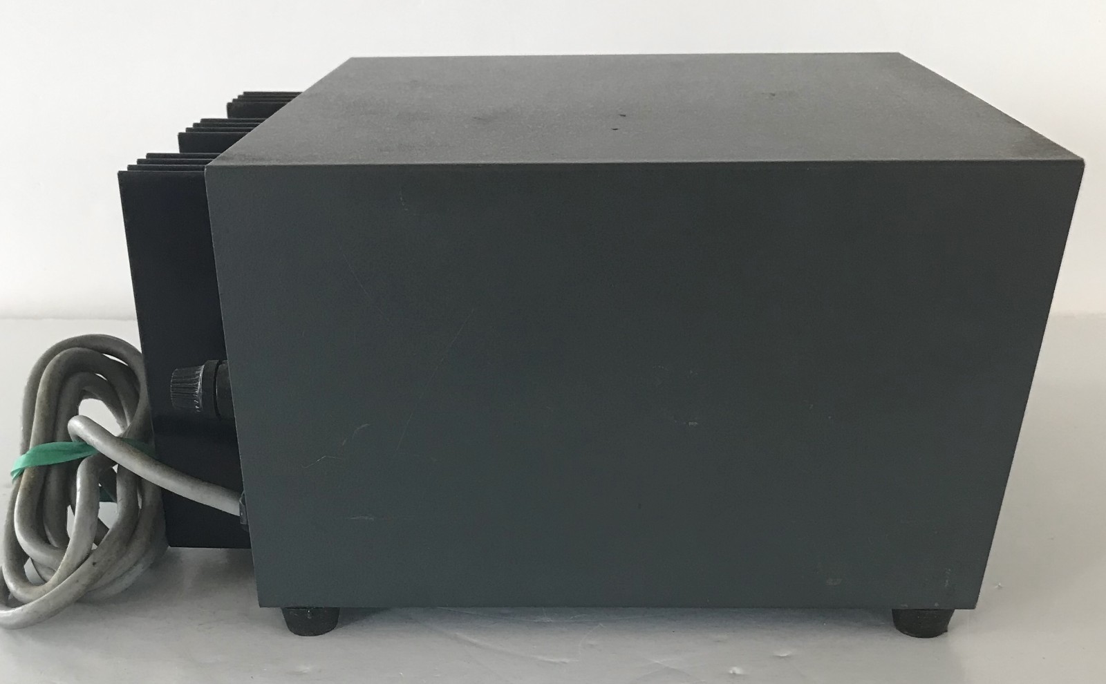 ASTRON RS-20A Regulated 13.8 VDC—20 Amp POWER SUPPLY Ham Radio NOT FULLY TESTED