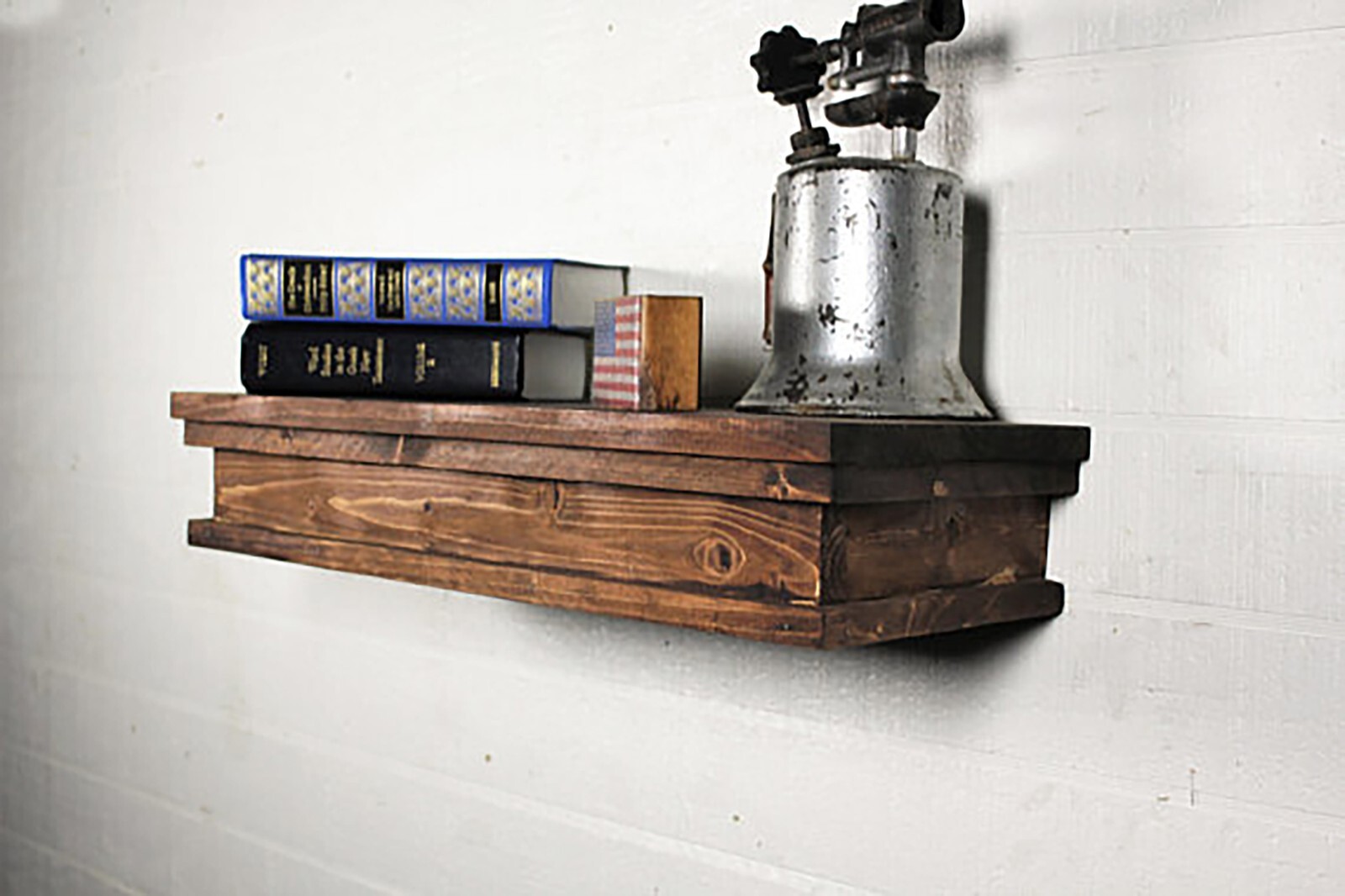 Floating Shelf with Hidden Gun Storage, shelf with Hidden Compartment