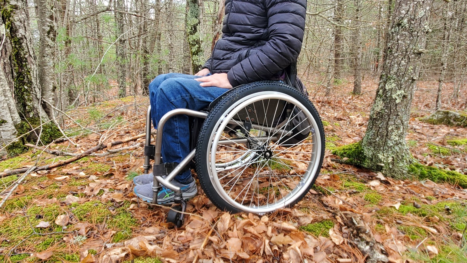 Pair of 24"x1.95" (507) Off-road Wheelchair Wheels with Axles (NEW)